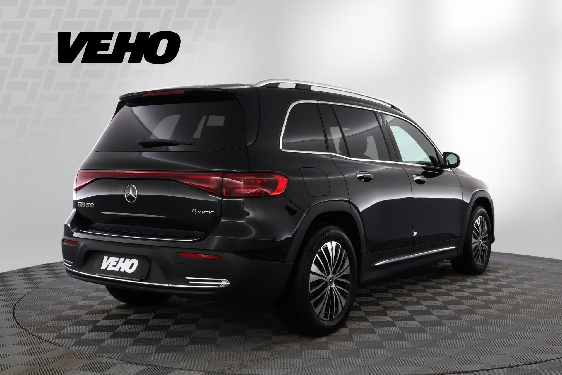 Mercedes-Benz EQB 2026