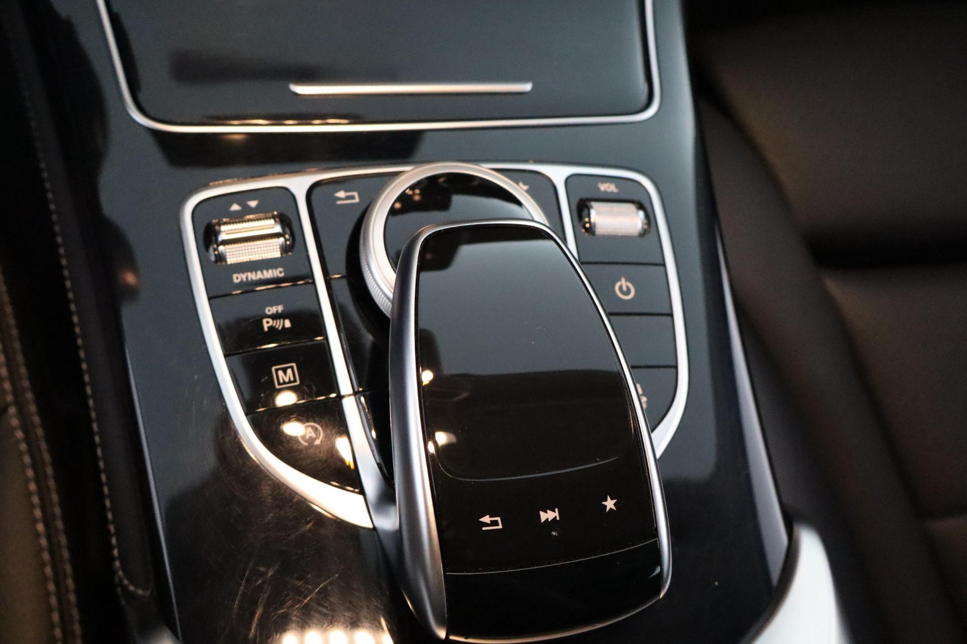 MERCEDES-BENZ GLC 2017