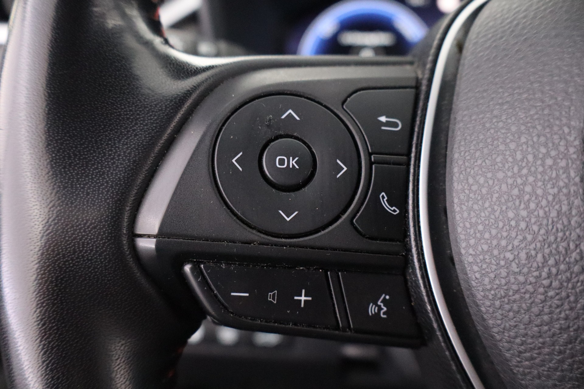 TOYOTA RAV4 Plug-in 2023