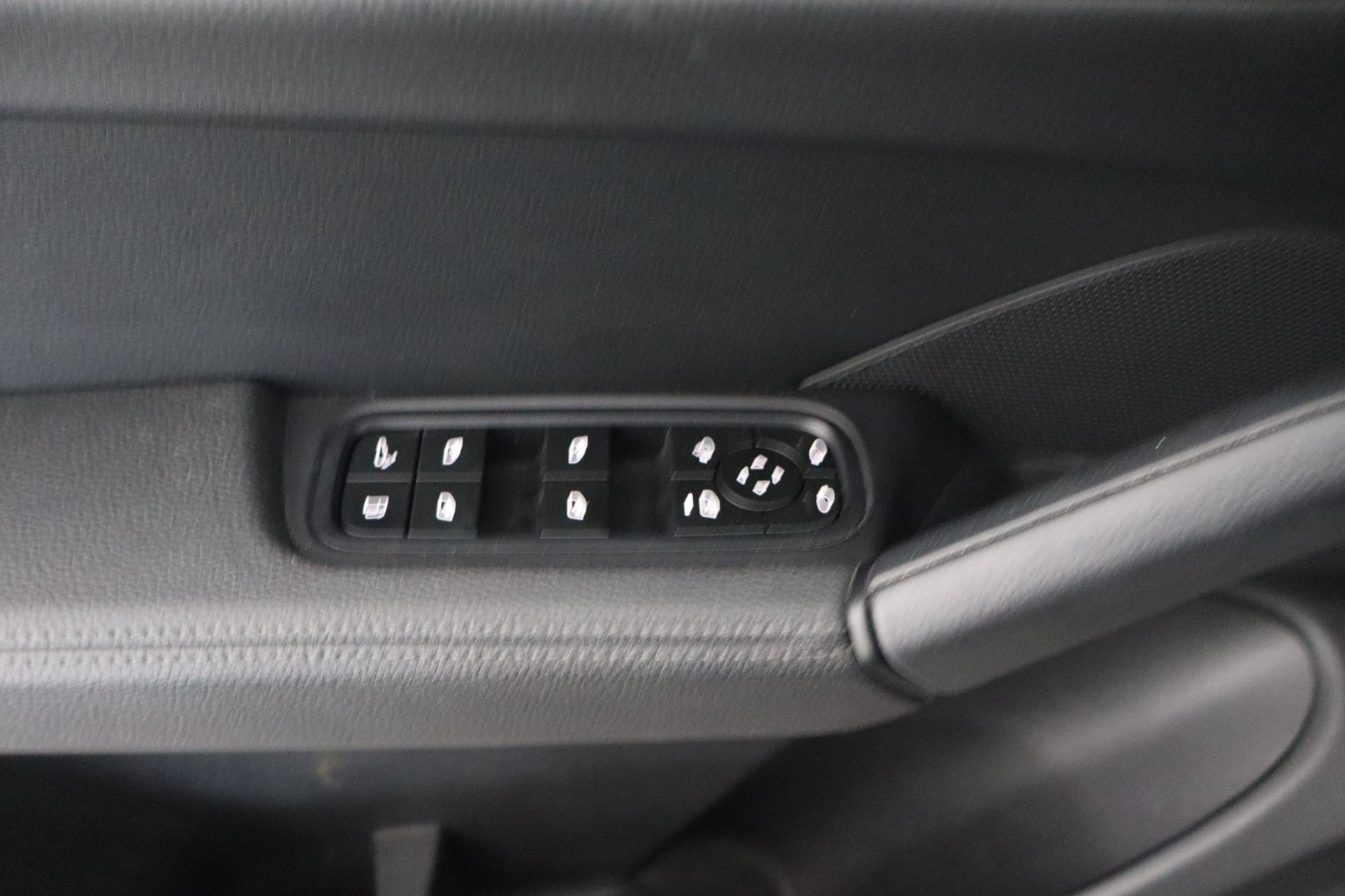 Porsche Cayenne 2023