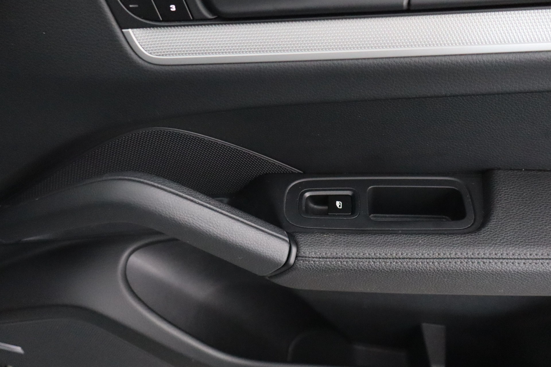 Porsche Cayenne 2023