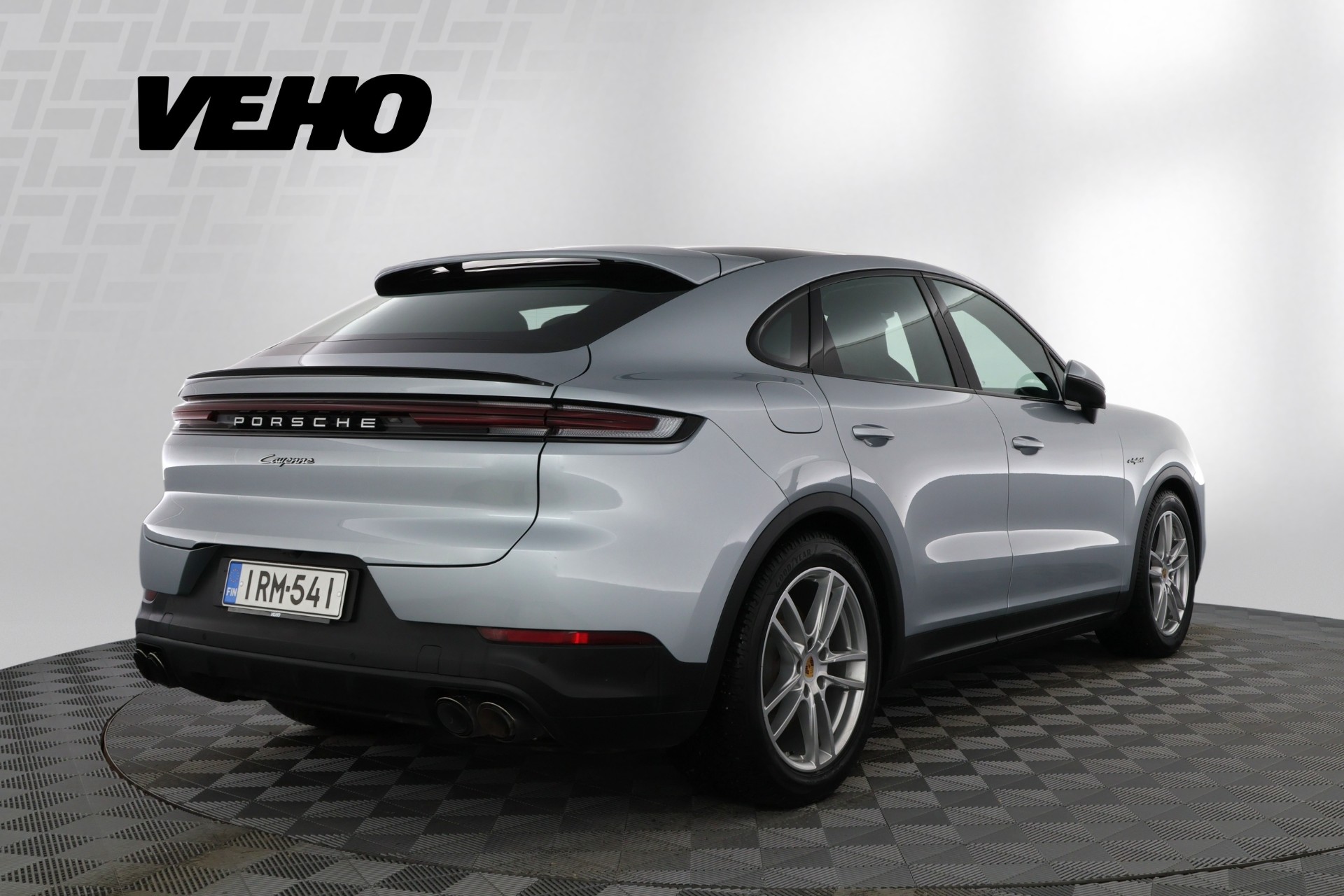Porsche Cayenne 2023