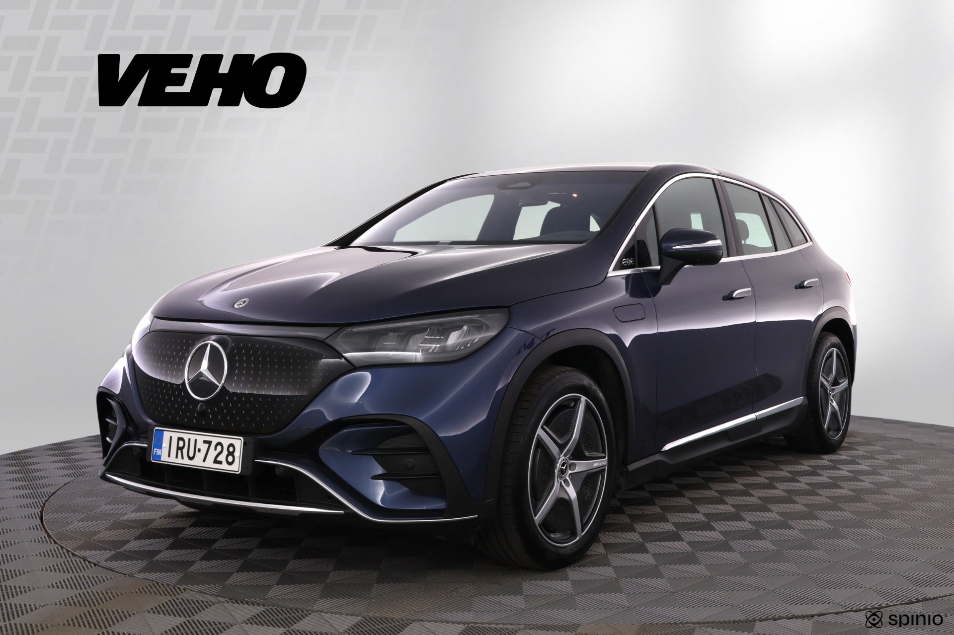 Mercedes-Benz EQE SUV 2024