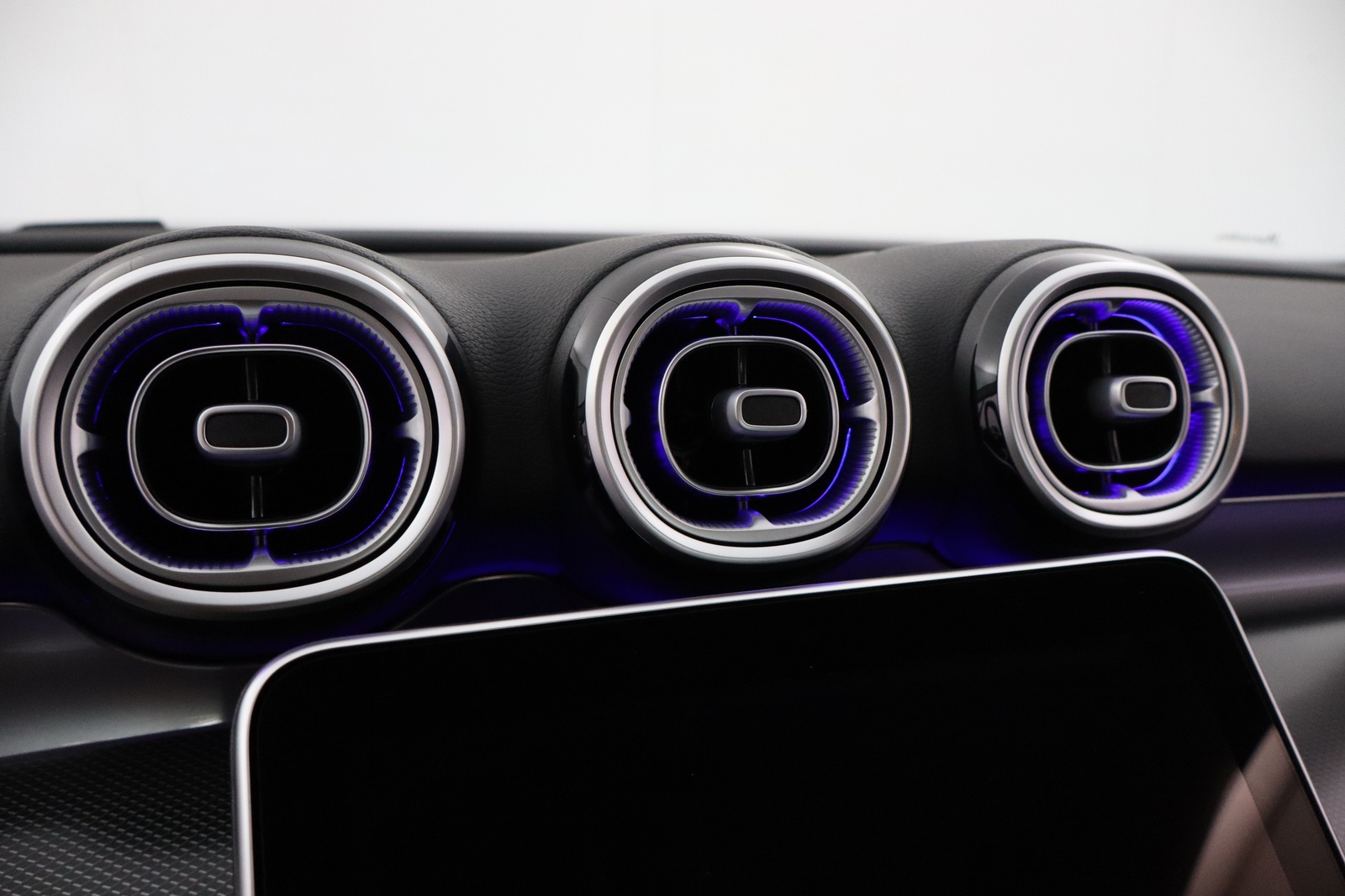 Mercedes-Benz C 2025