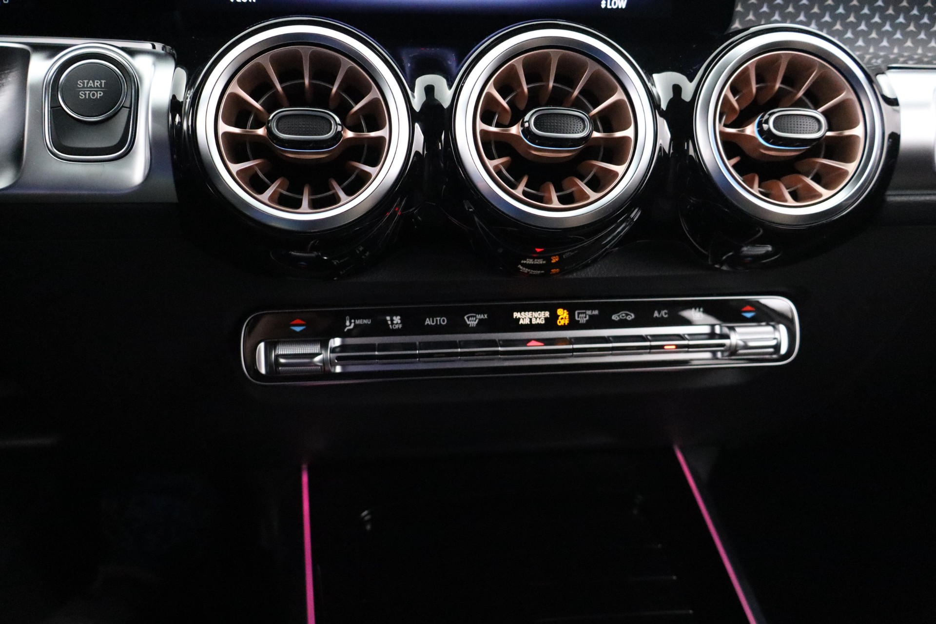 Mercedes-Benz EQB 2025