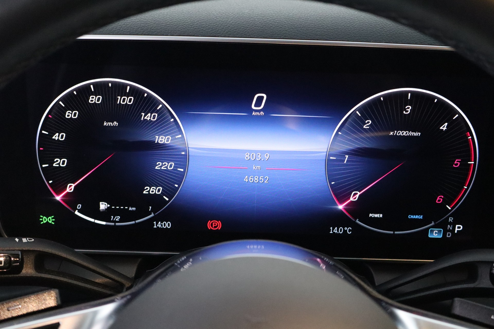 MERCEDES-BENZ GLC 2023