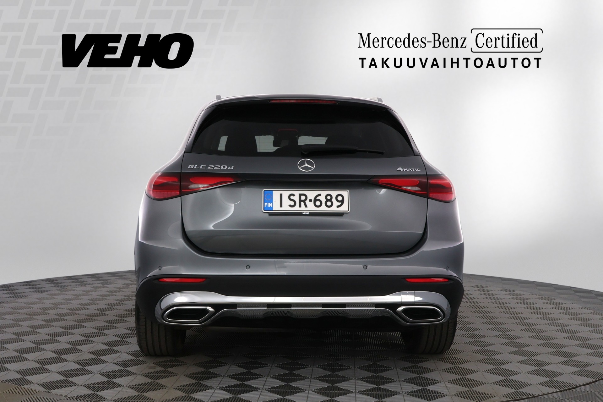MERCEDES-BENZ GLC 2023