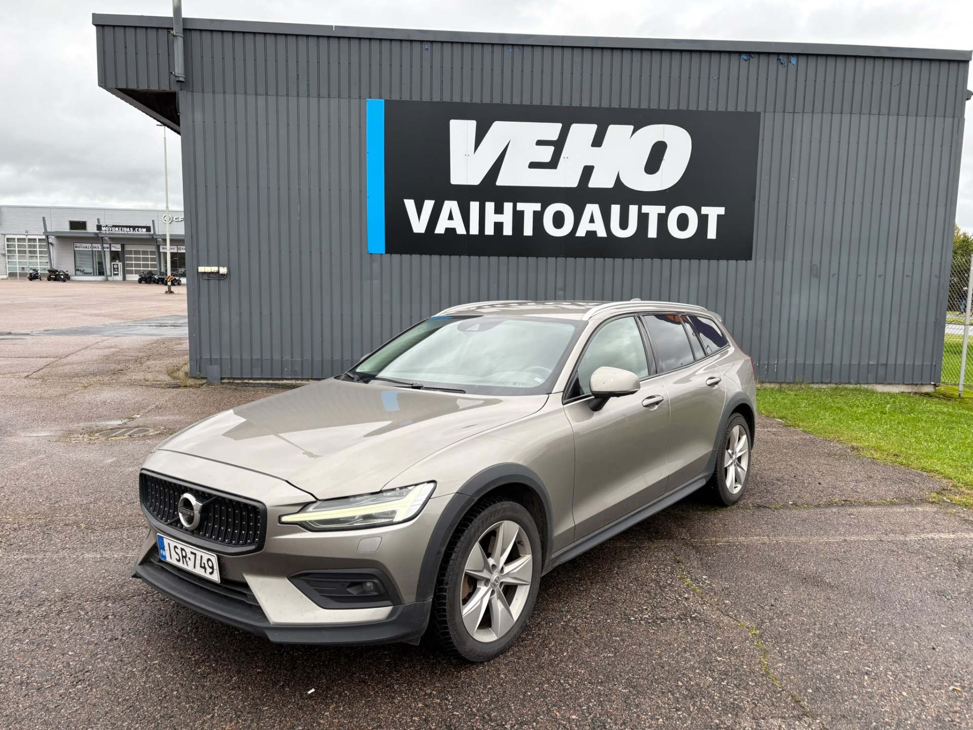 VOLVO V60 Cross Country 2022