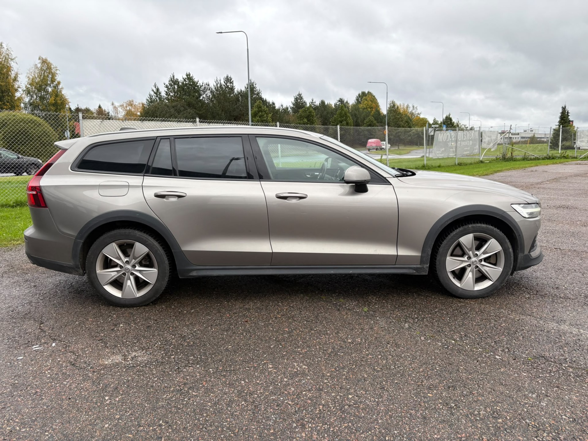 VOLVO V60 Cross Country 2022