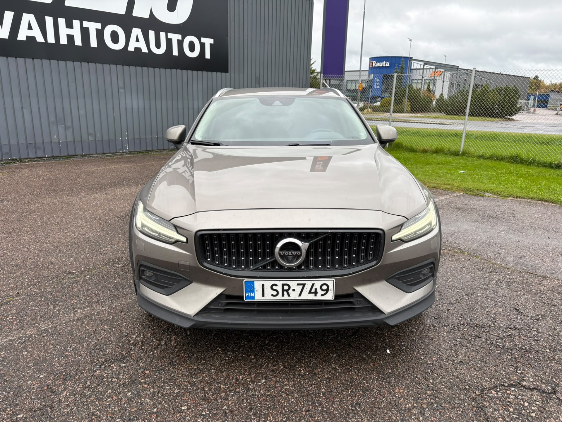 VOLVO V60 Cross Country 2022