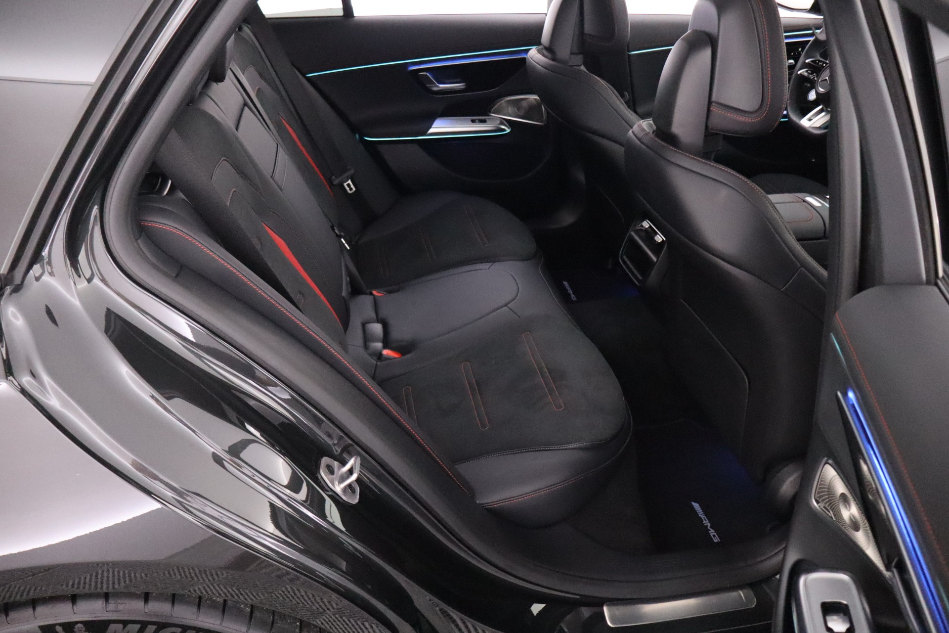 MERCEDES-BENZ E 53 AMG 2025