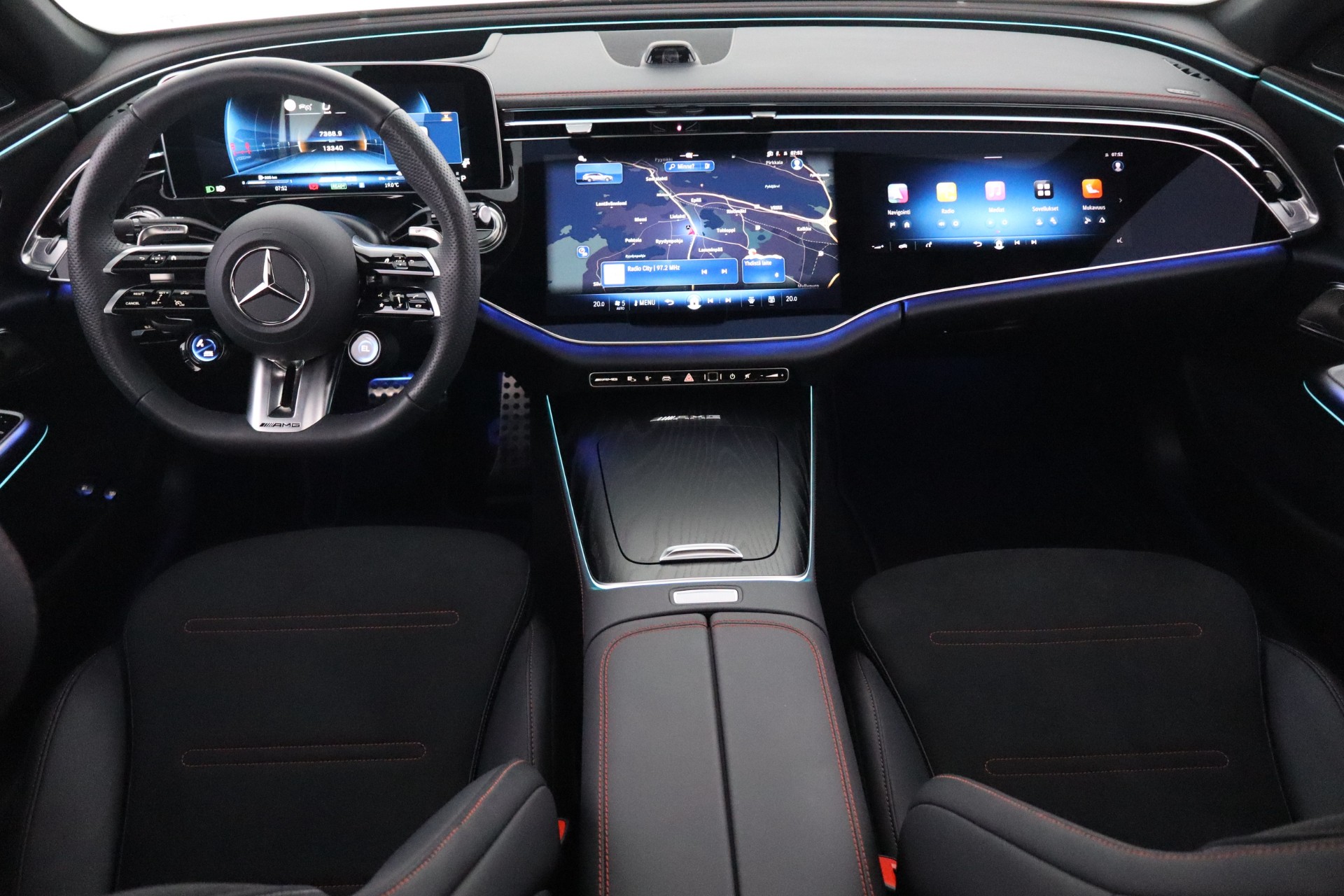 MERCEDES-BENZ E 53 AMG 2025