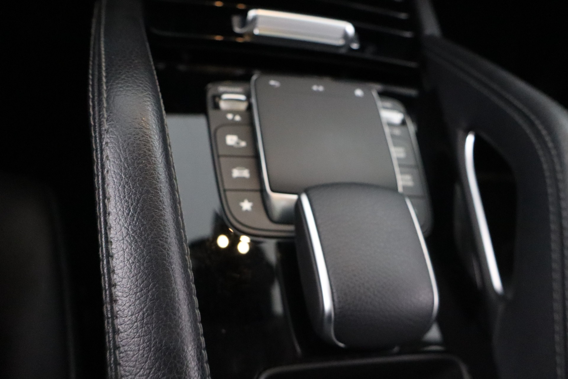 MERCEDES-BENZ GLE 2020