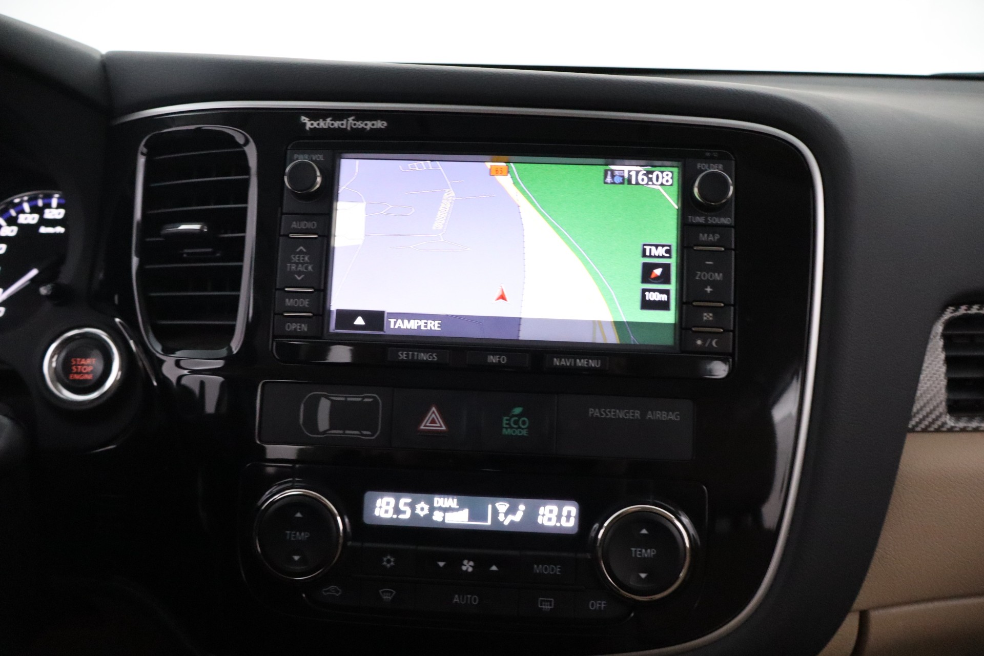 Mitsubishi Outlander 2014