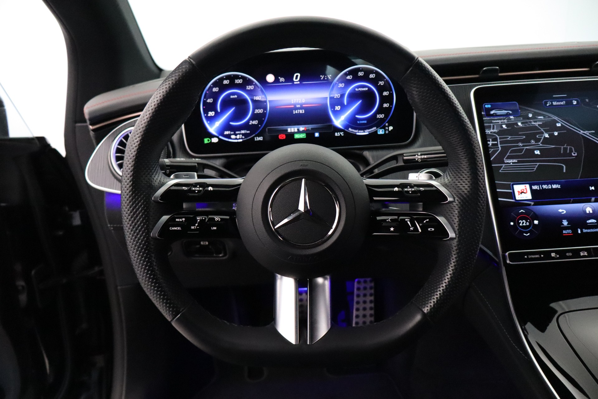 Mercedes-Benz EQE 2024