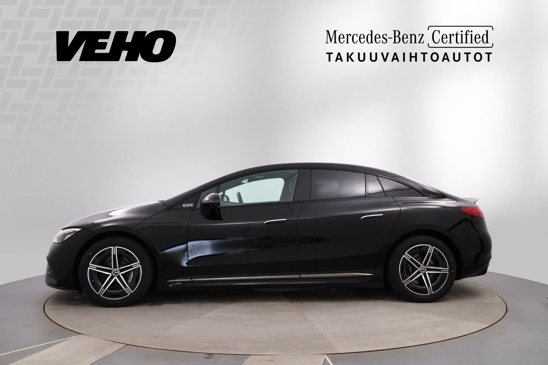 Mercedes-Benz EQE 2024