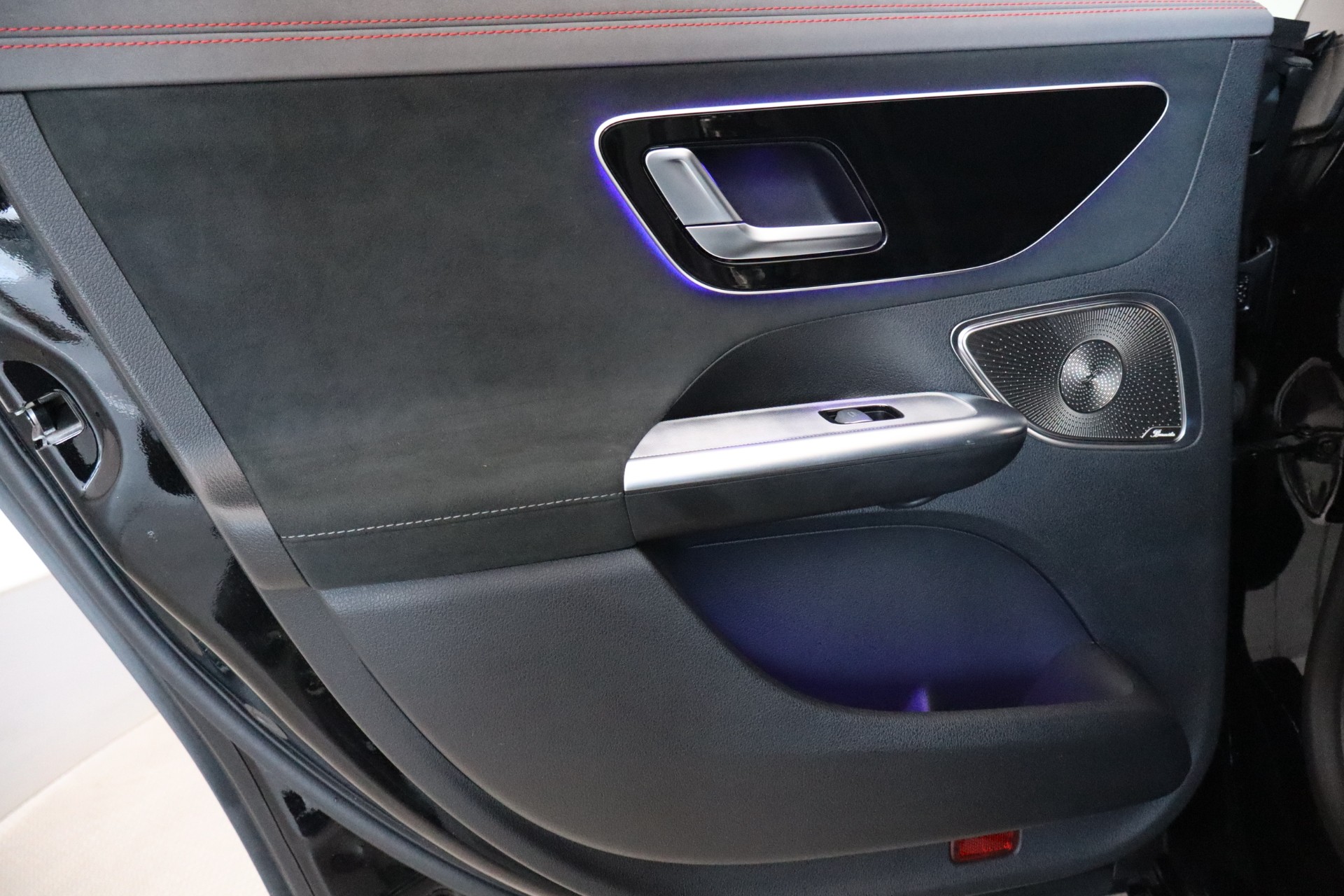 Mercedes-Benz EQE 2024