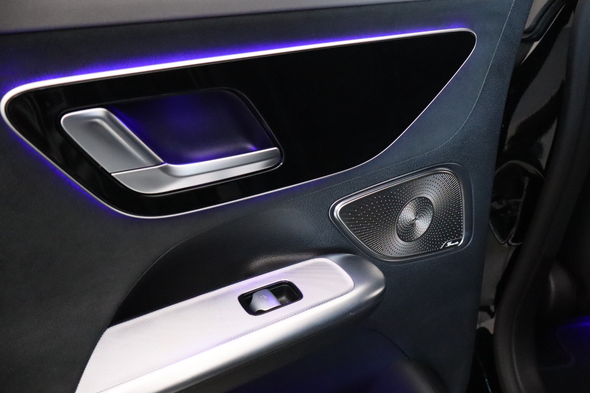 Mercedes-Benz EQE 2024