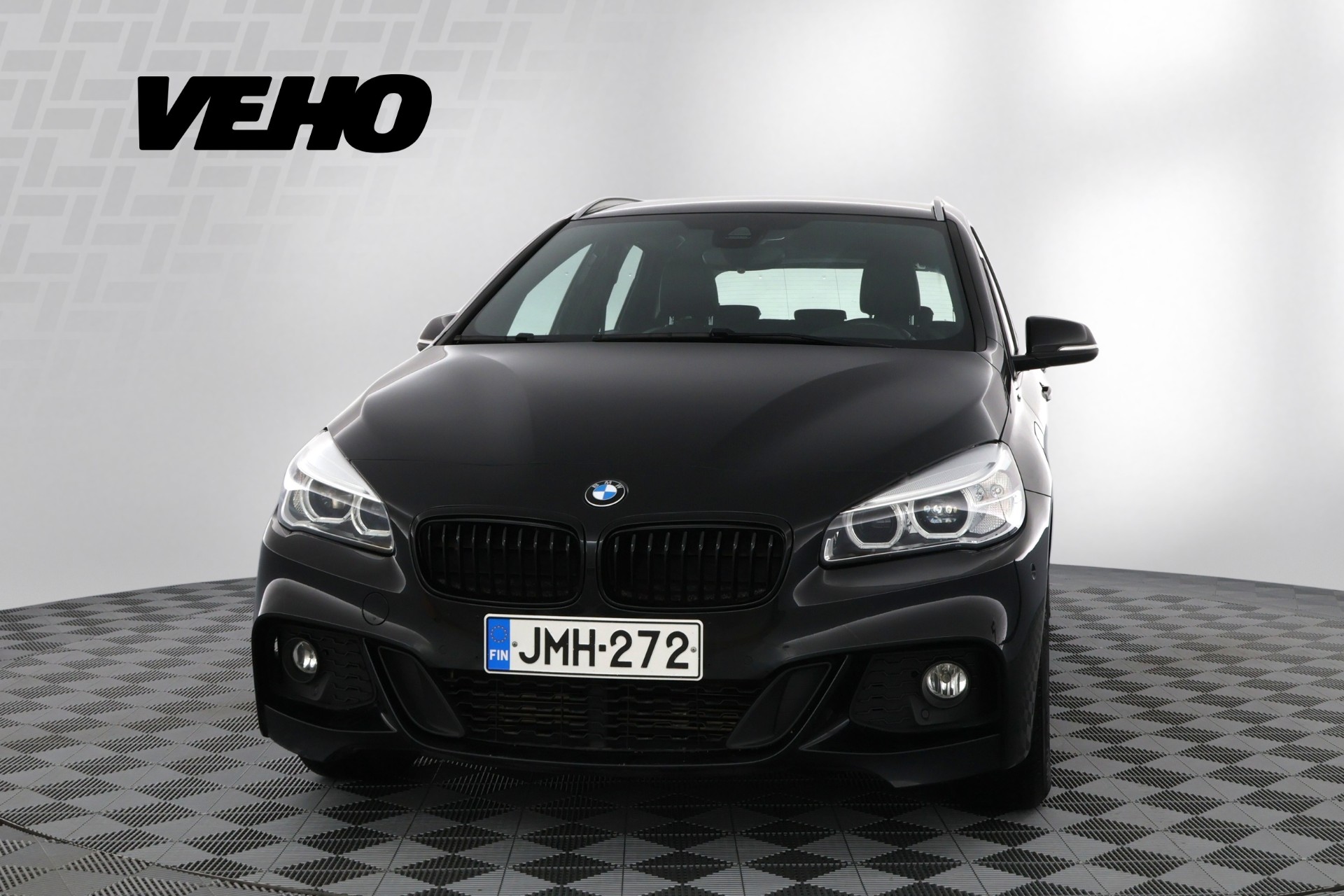 BMW 225 2017