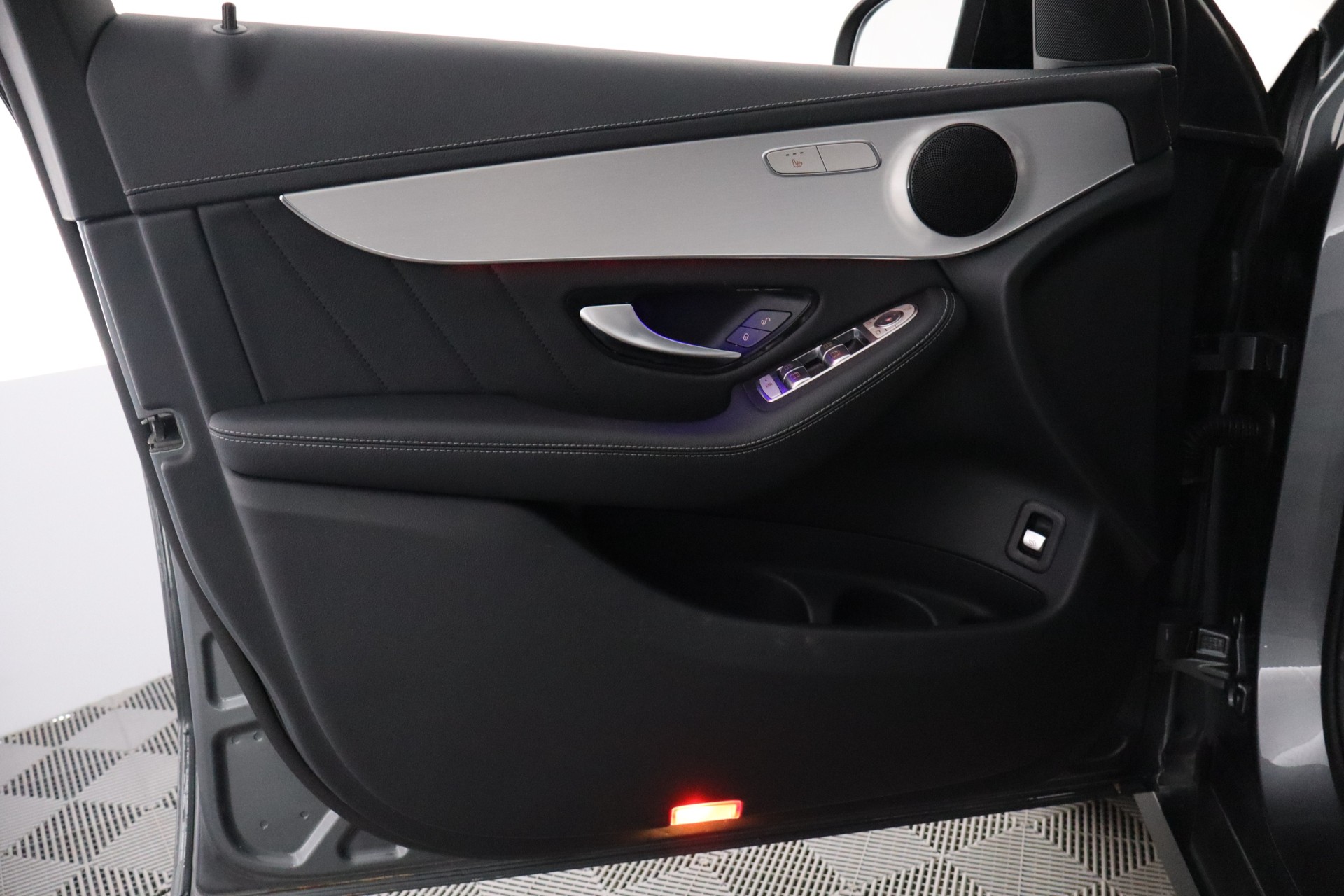 MERCEDES-BENZ GLC 2021