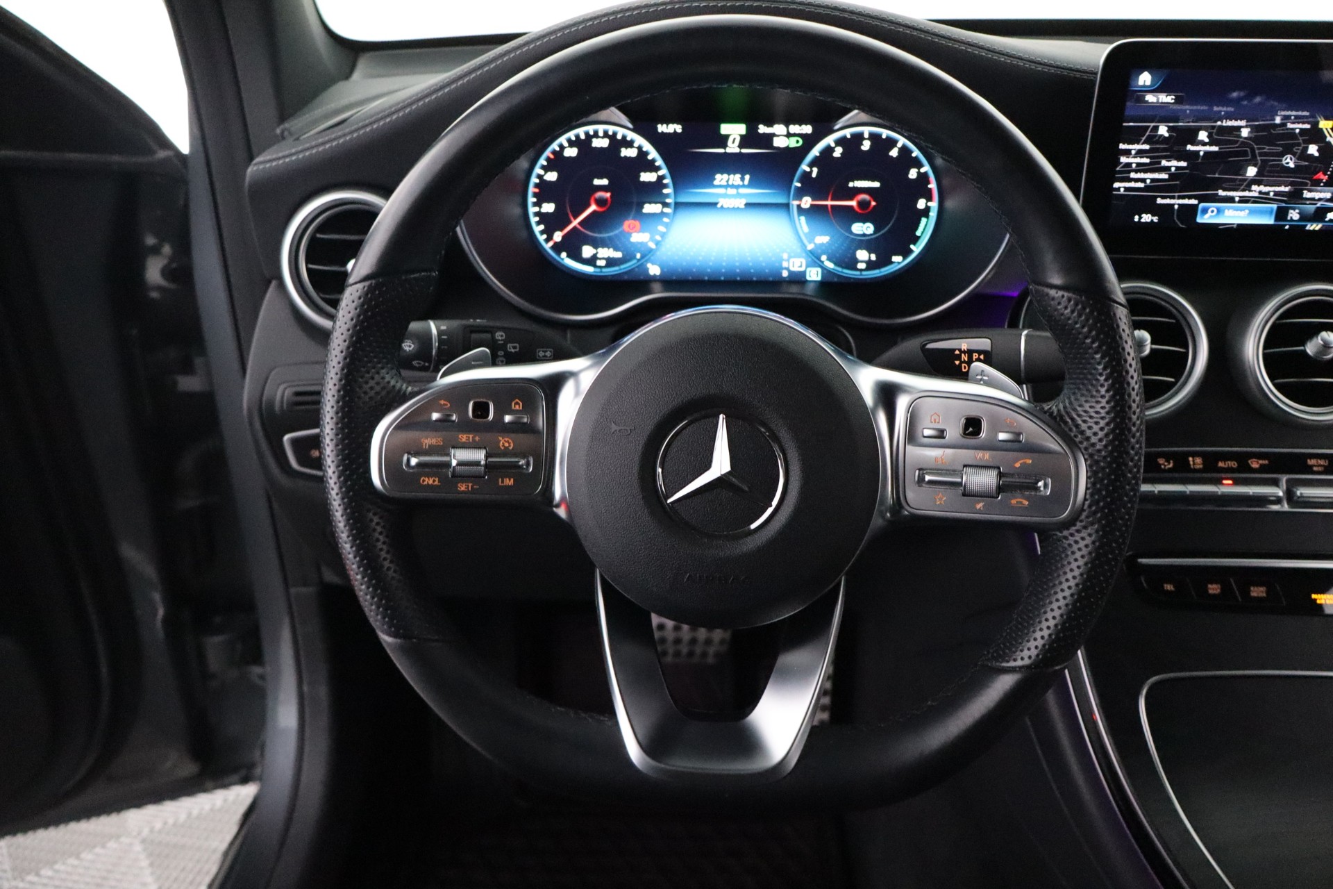 MERCEDES-BENZ GLC 2021