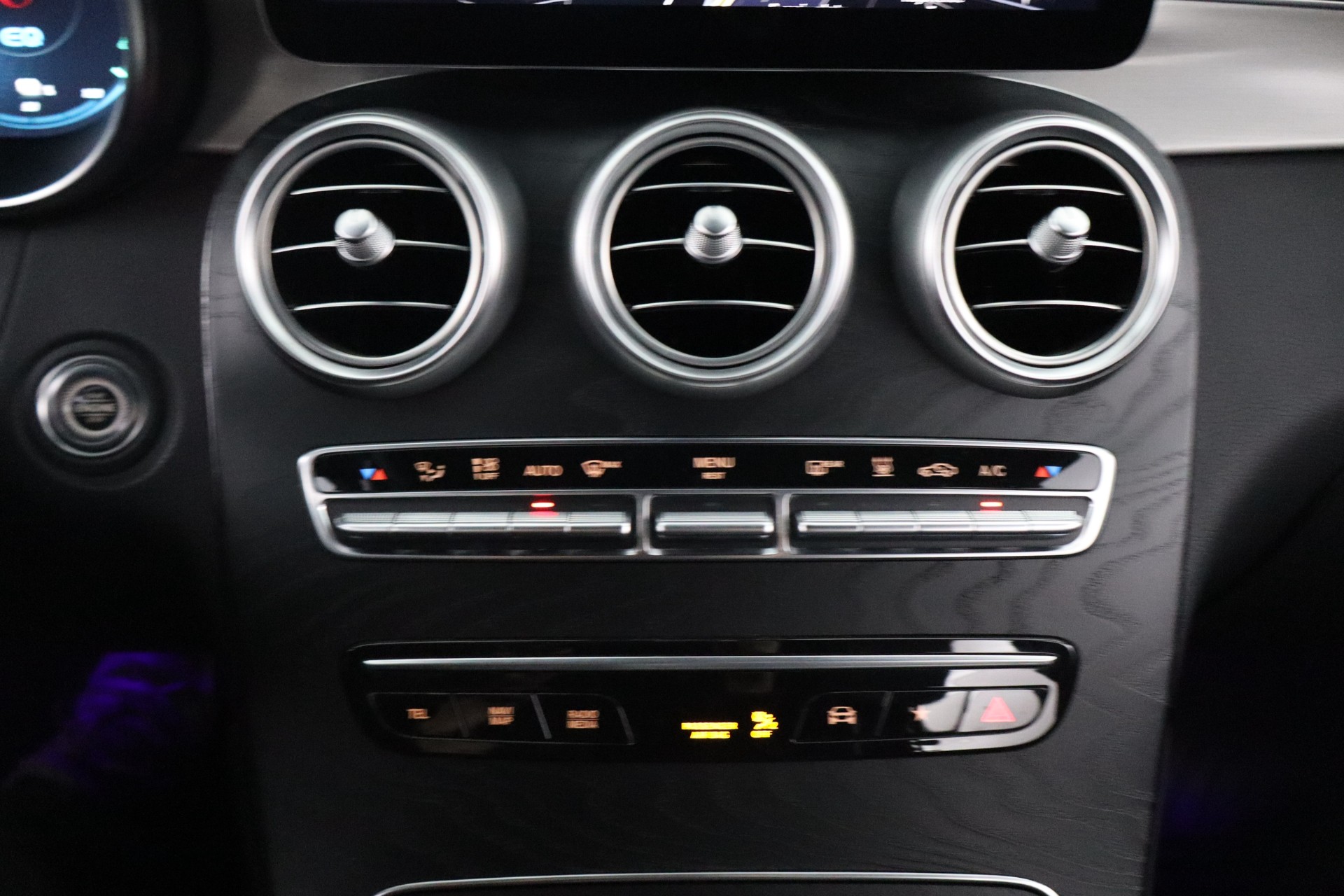 MERCEDES-BENZ GLC 2021