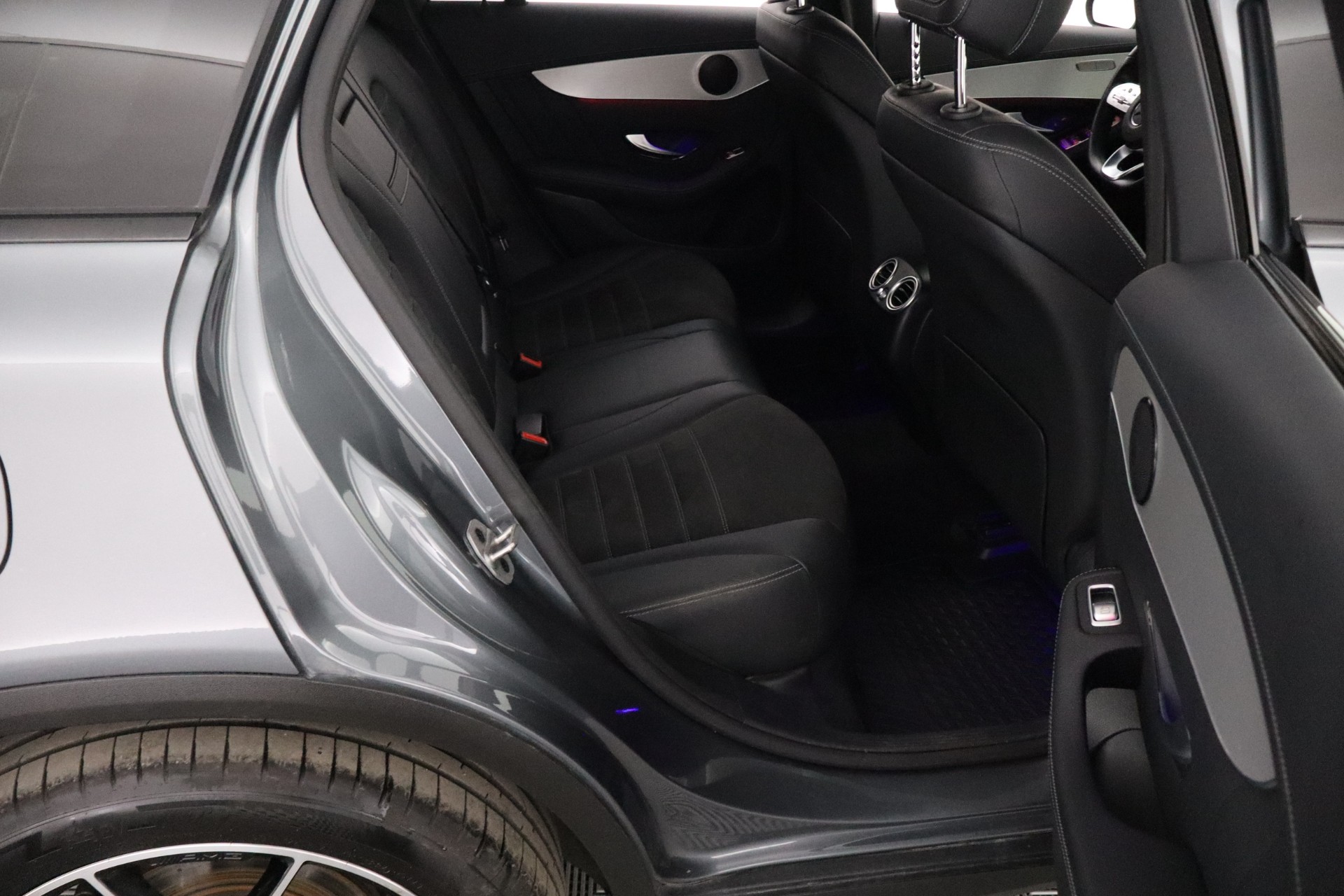 MERCEDES-BENZ GLC 2021