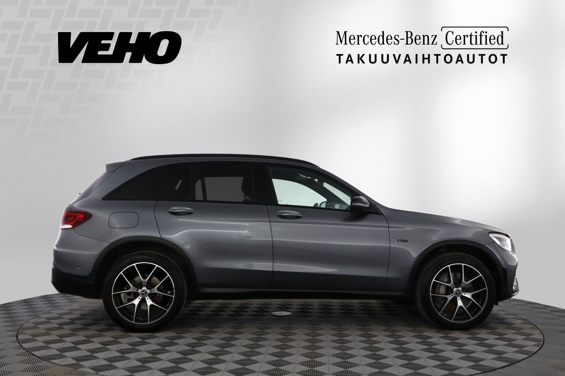 MERCEDES-BENZ GLC 2021
