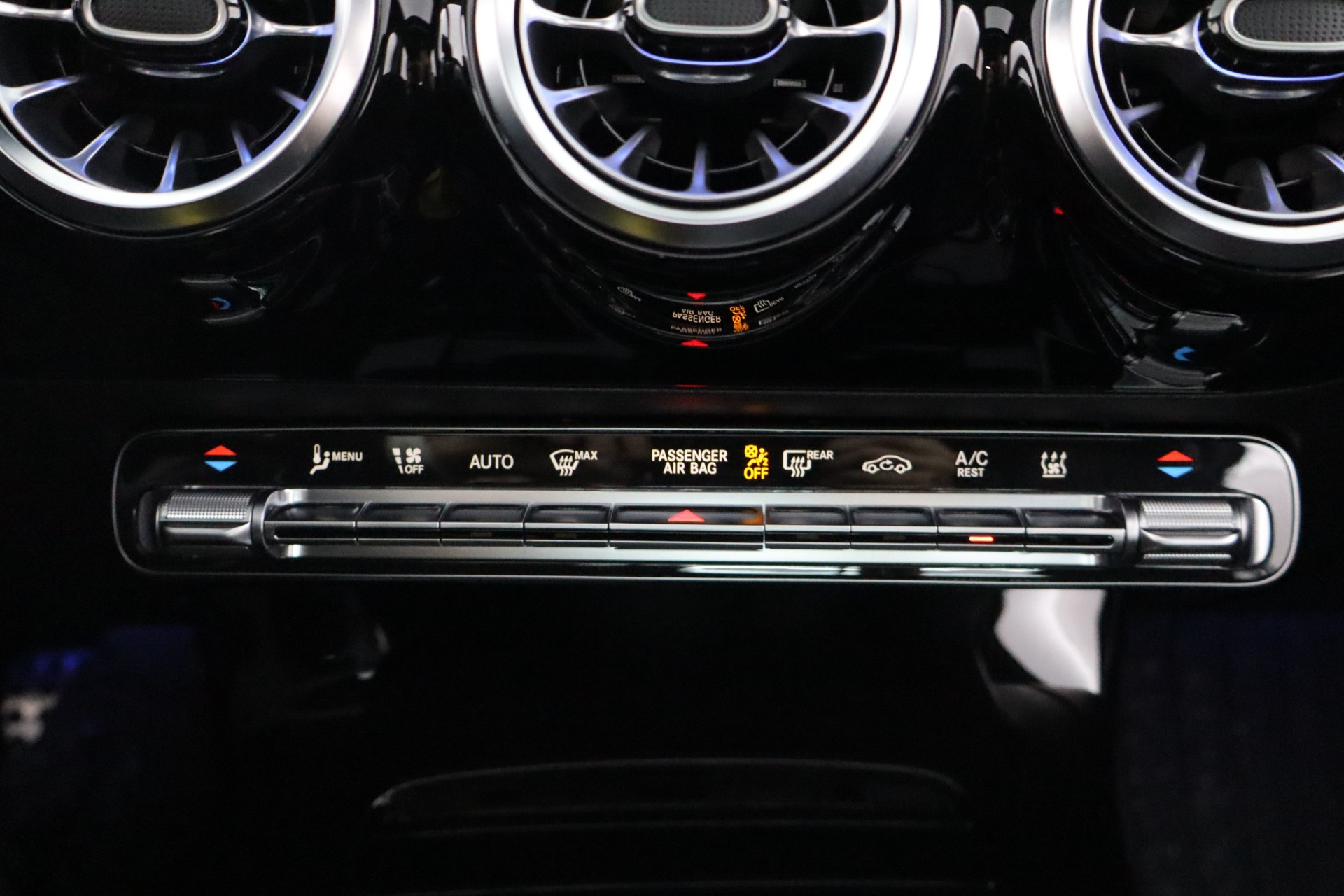 Mercedes-Benz A 2024