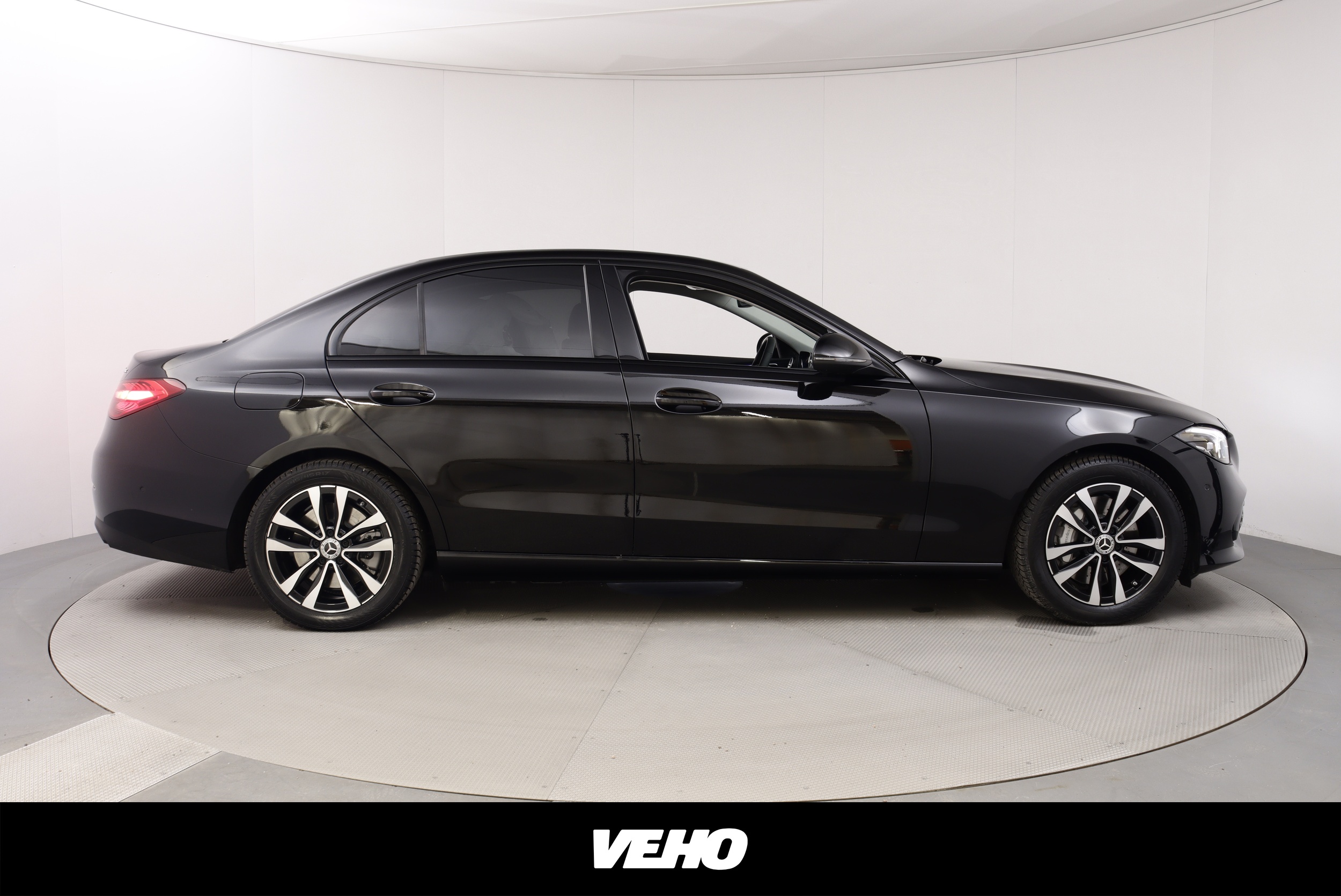 Mercedes-Benz C 2025