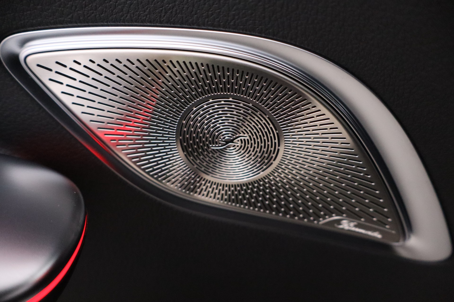 Mercedes-Benz EQE 2025