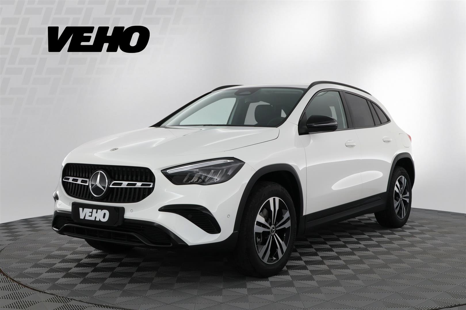 Mercedes-Benz GLA 2025