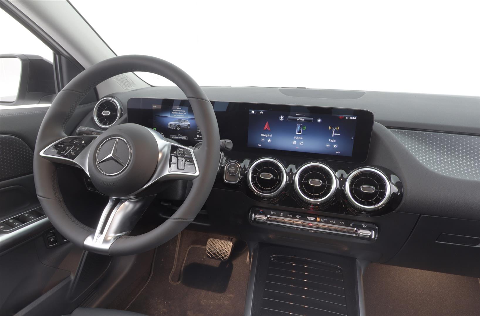 Mercedes-Benz GLA 2025