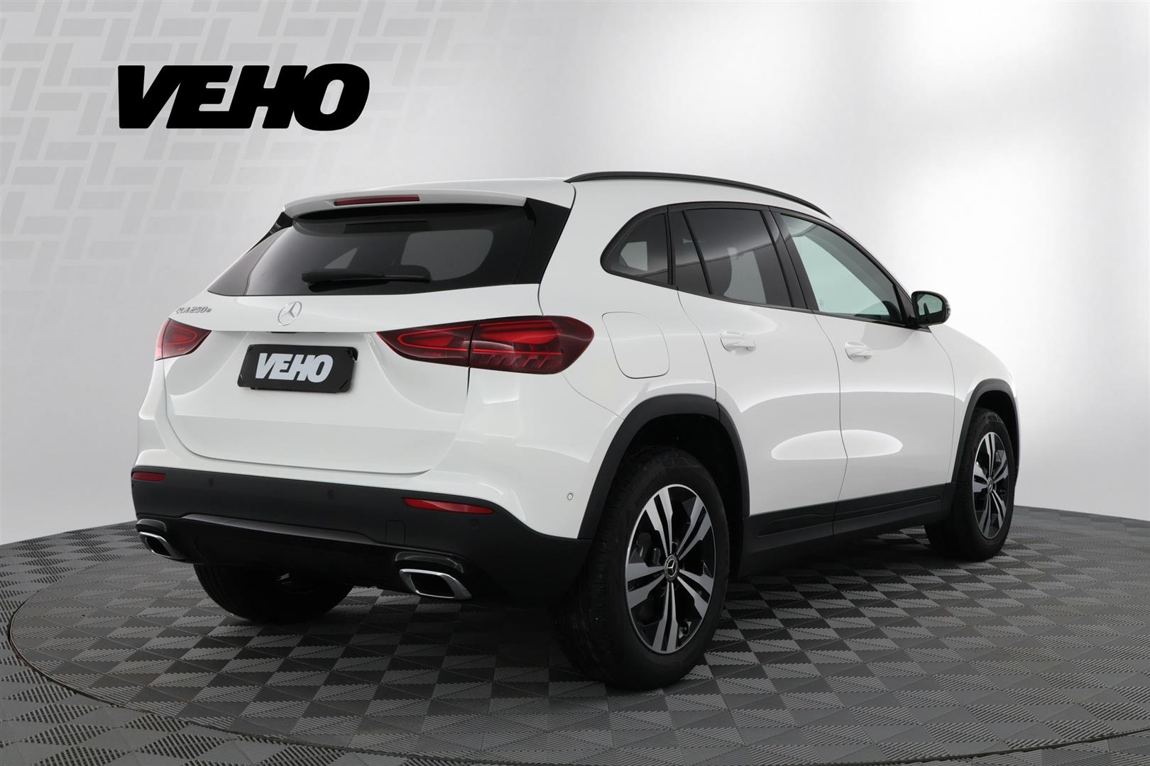 Mercedes-Benz GLA 2025