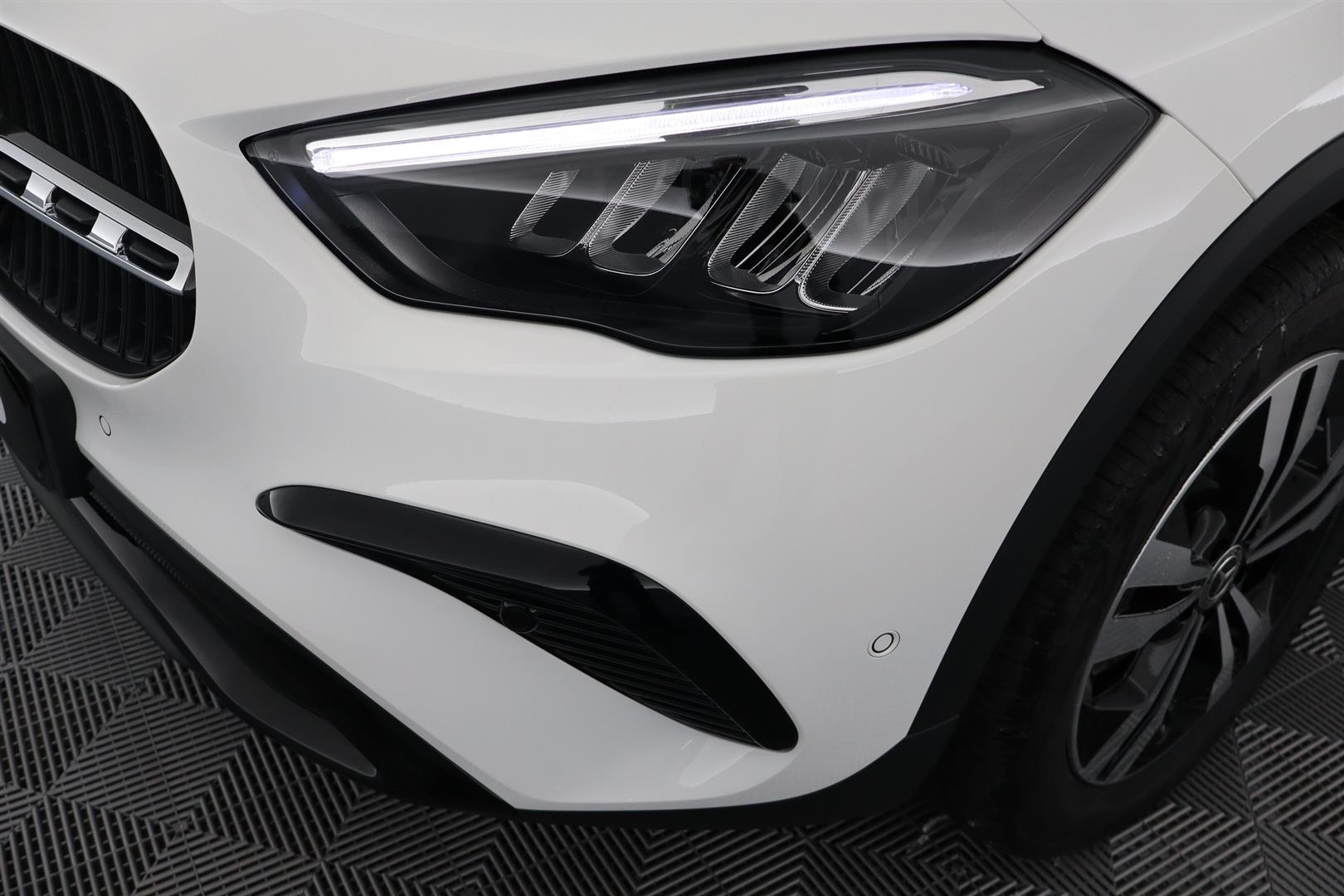 Mercedes-Benz GLA 2025