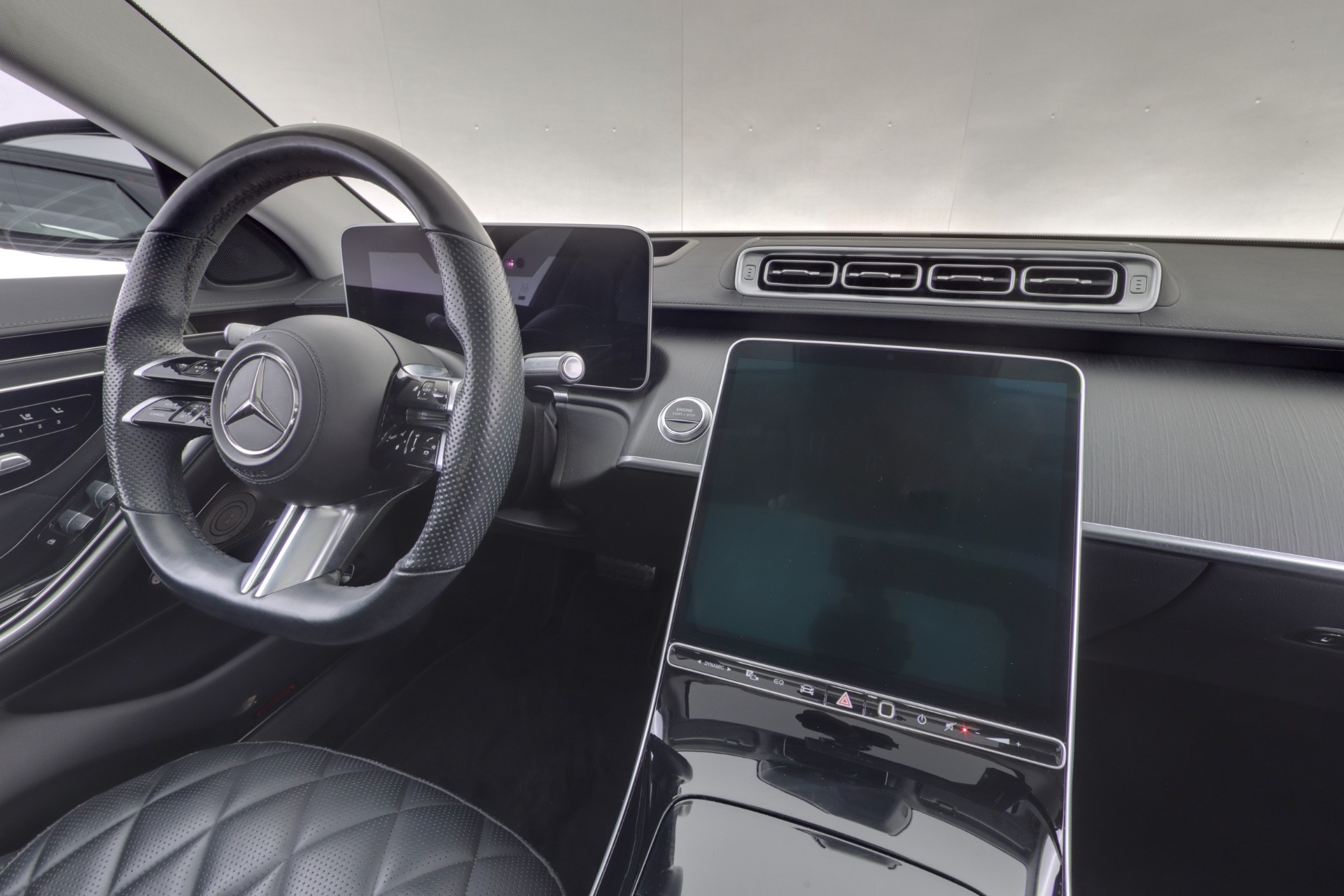 MERCEDES-BENZ S 2022