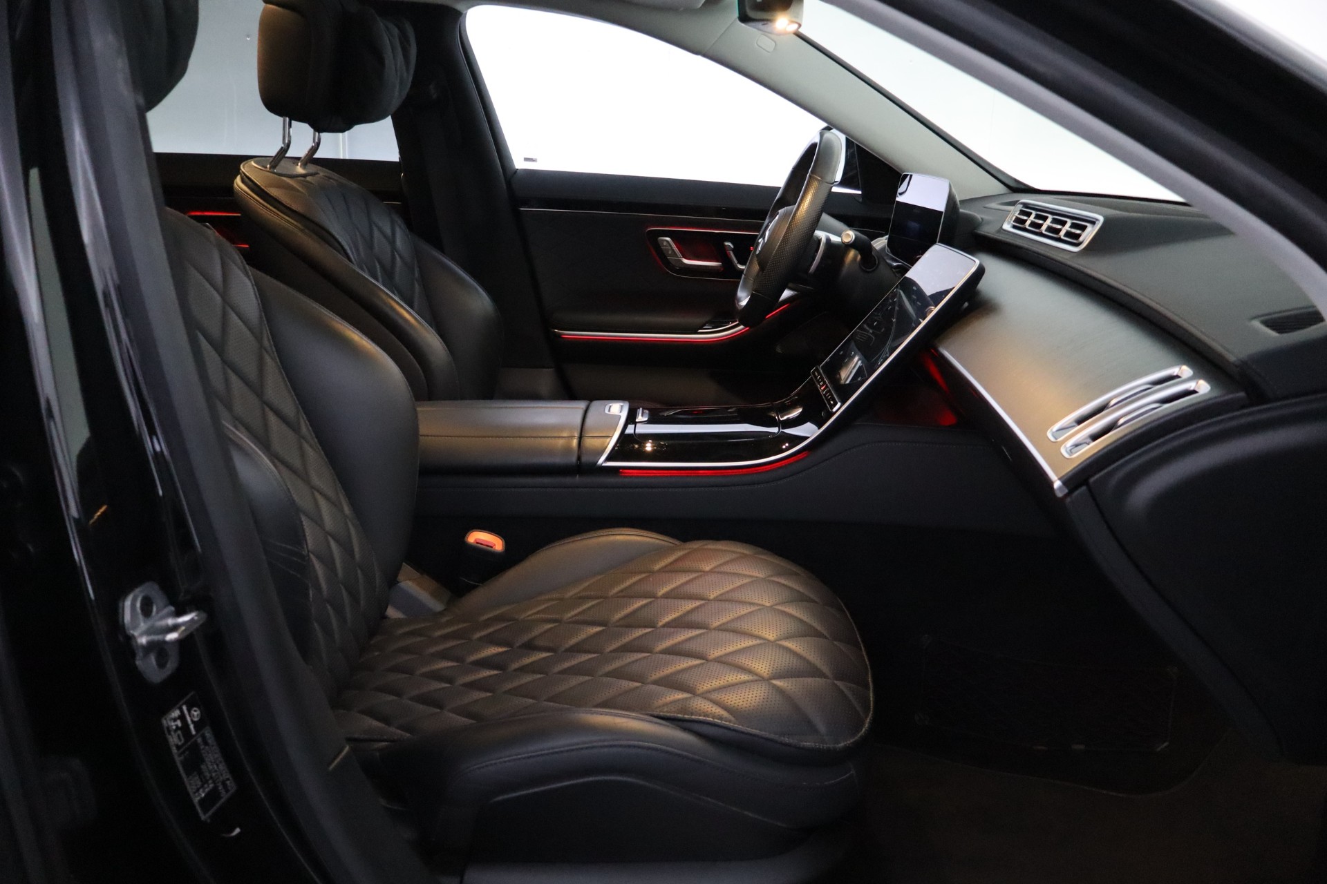 MERCEDES-BENZ S 2022