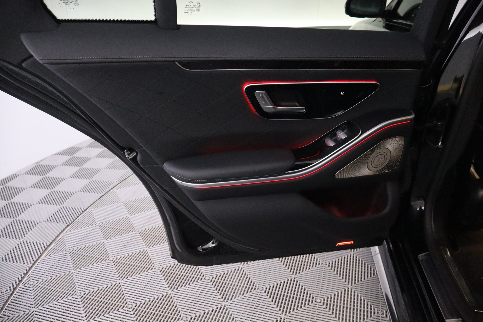 MERCEDES-BENZ S 2022