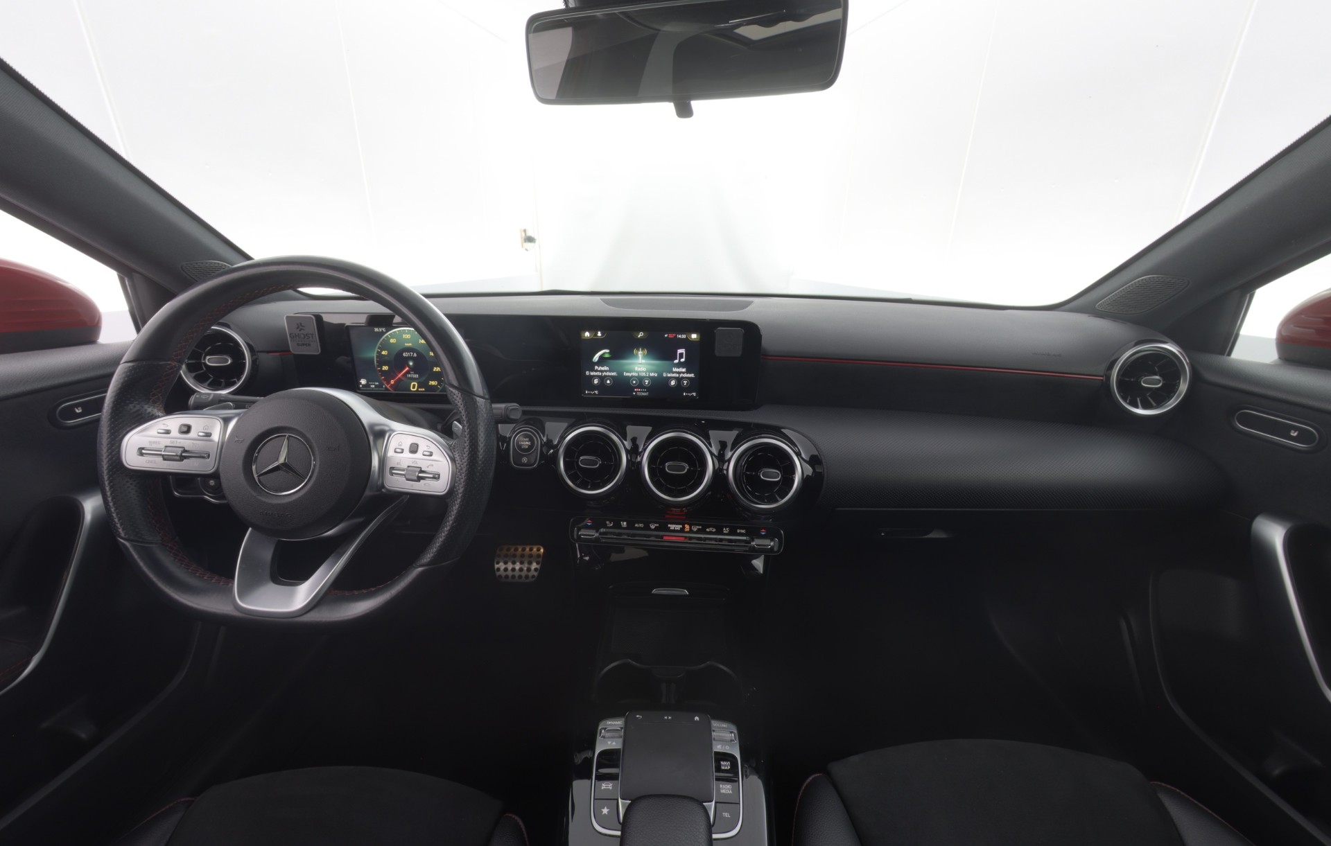MERCEDES-BENZ A 2018