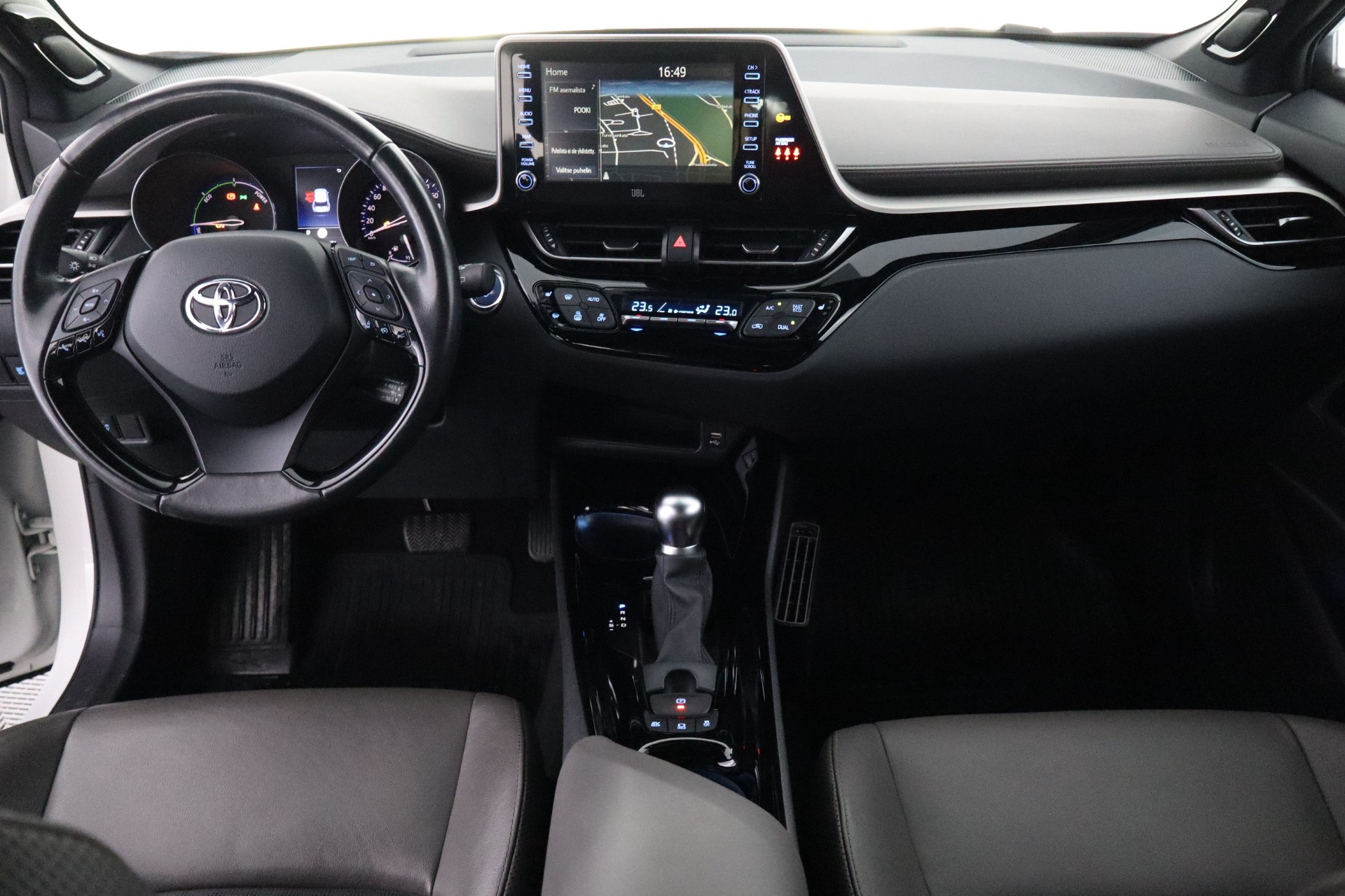 TOYOTA C-HR 2021