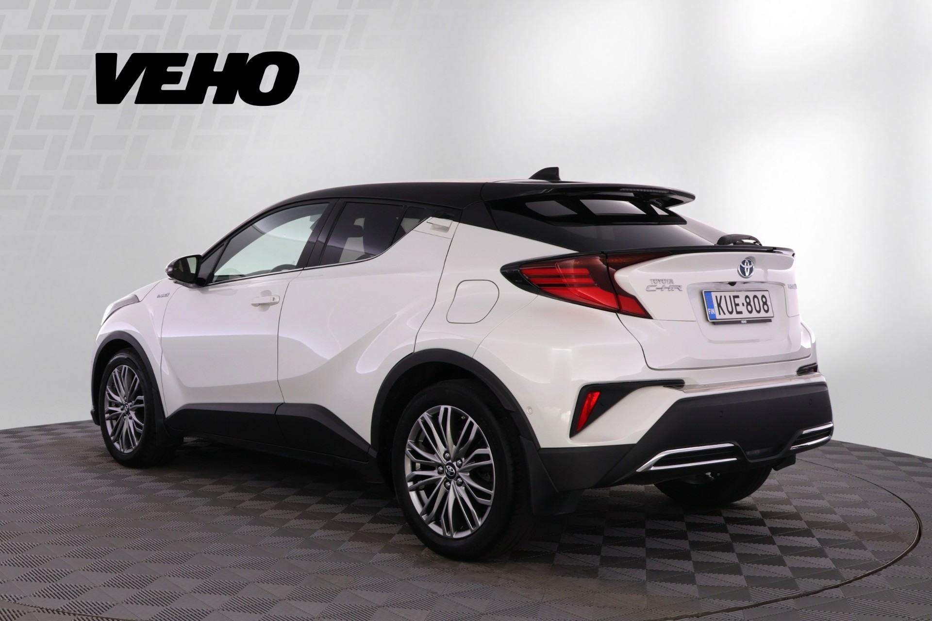 TOYOTA C-HR 2021