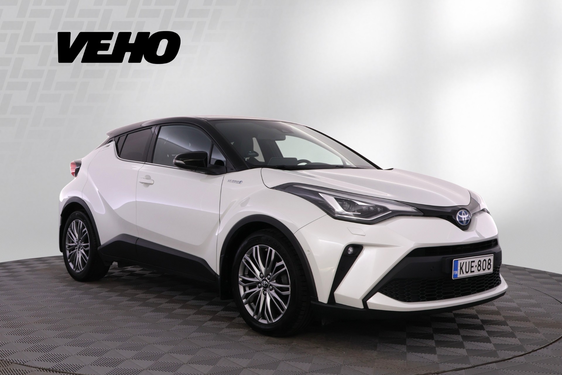 TOYOTA C-HR 2021