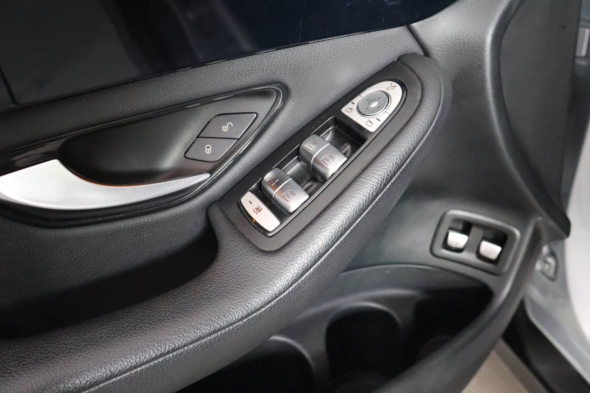 MERCEDES-BENZ GLC 2020