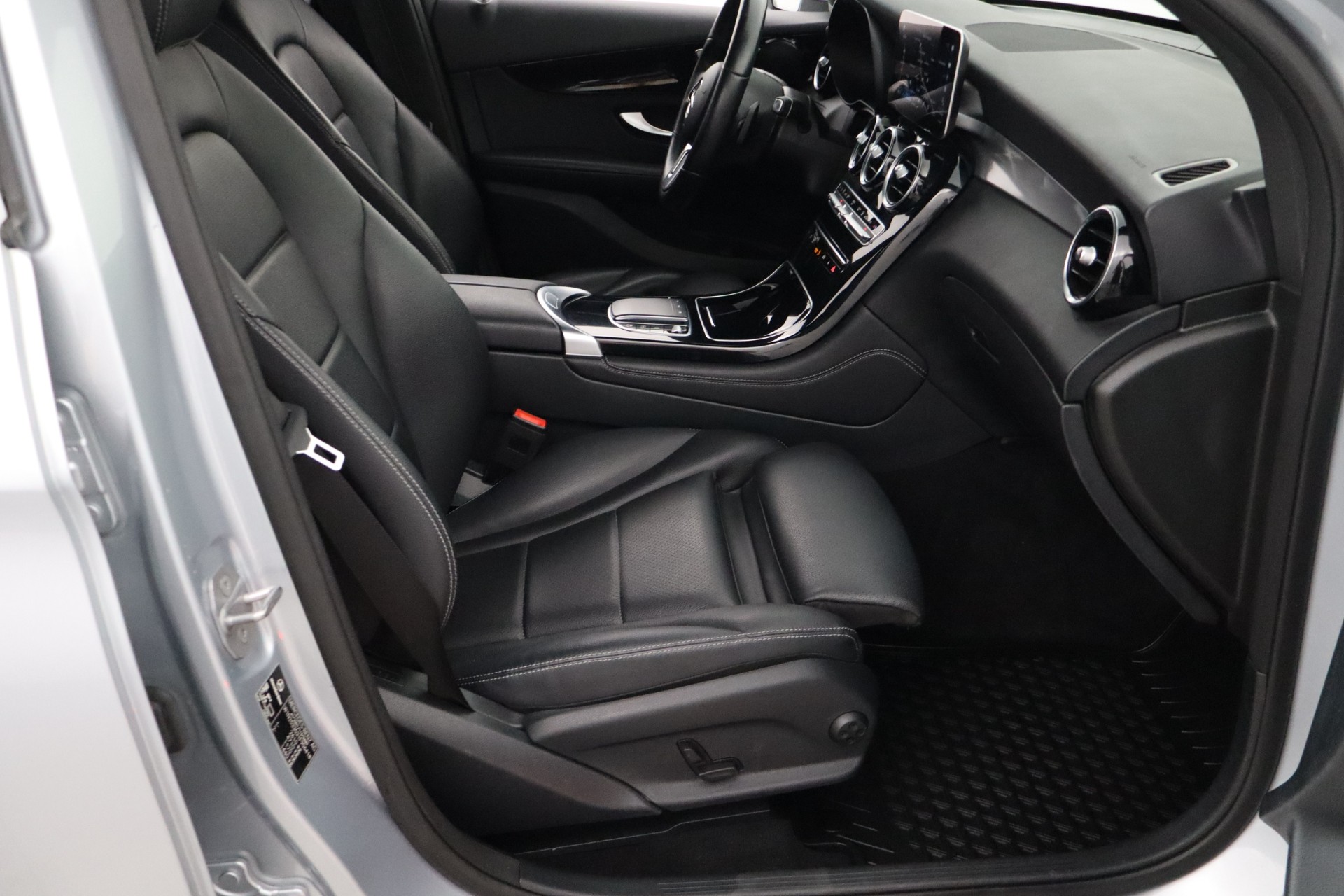 MERCEDES-BENZ GLC 2020