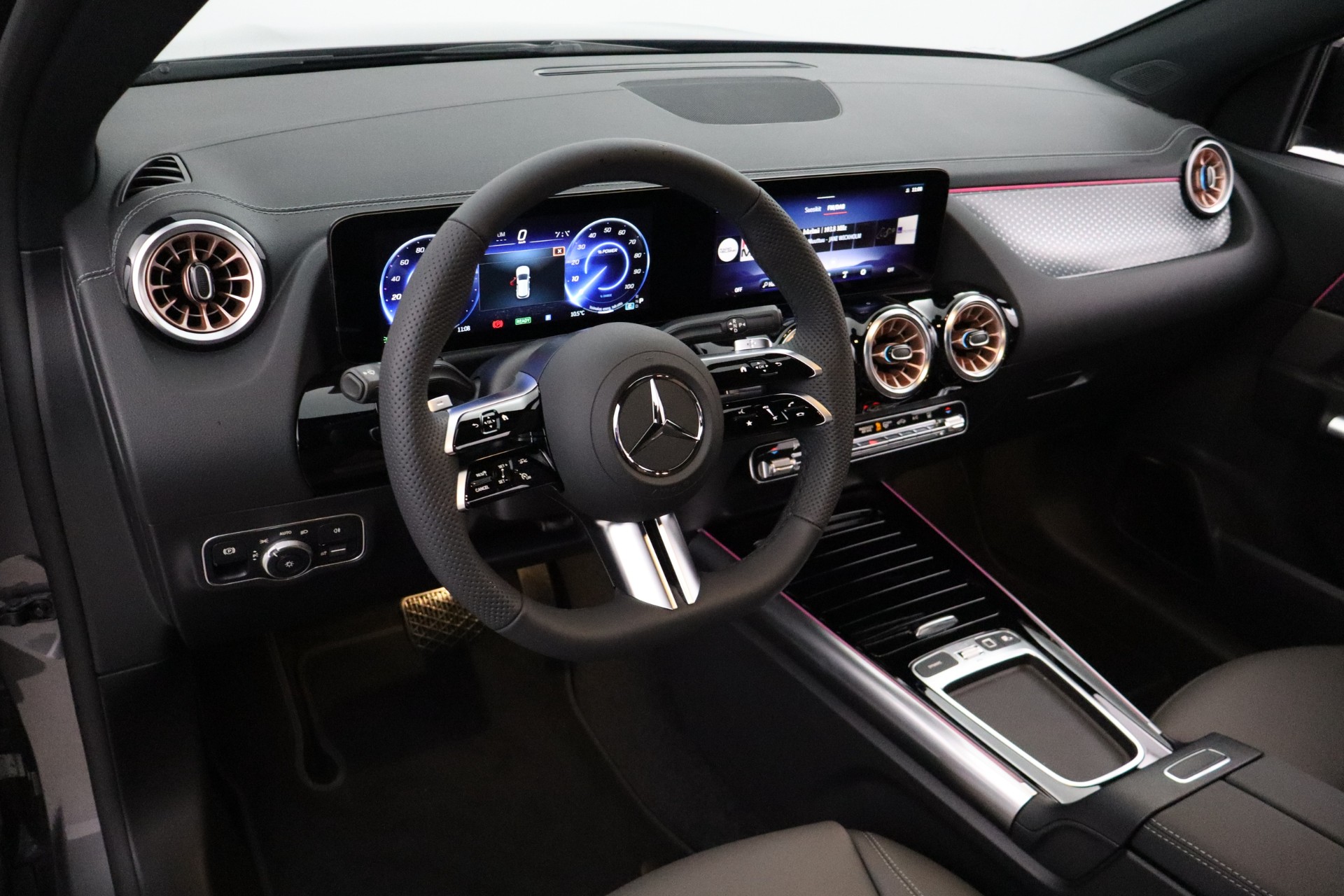 Mercedes-Benz EQA 2025