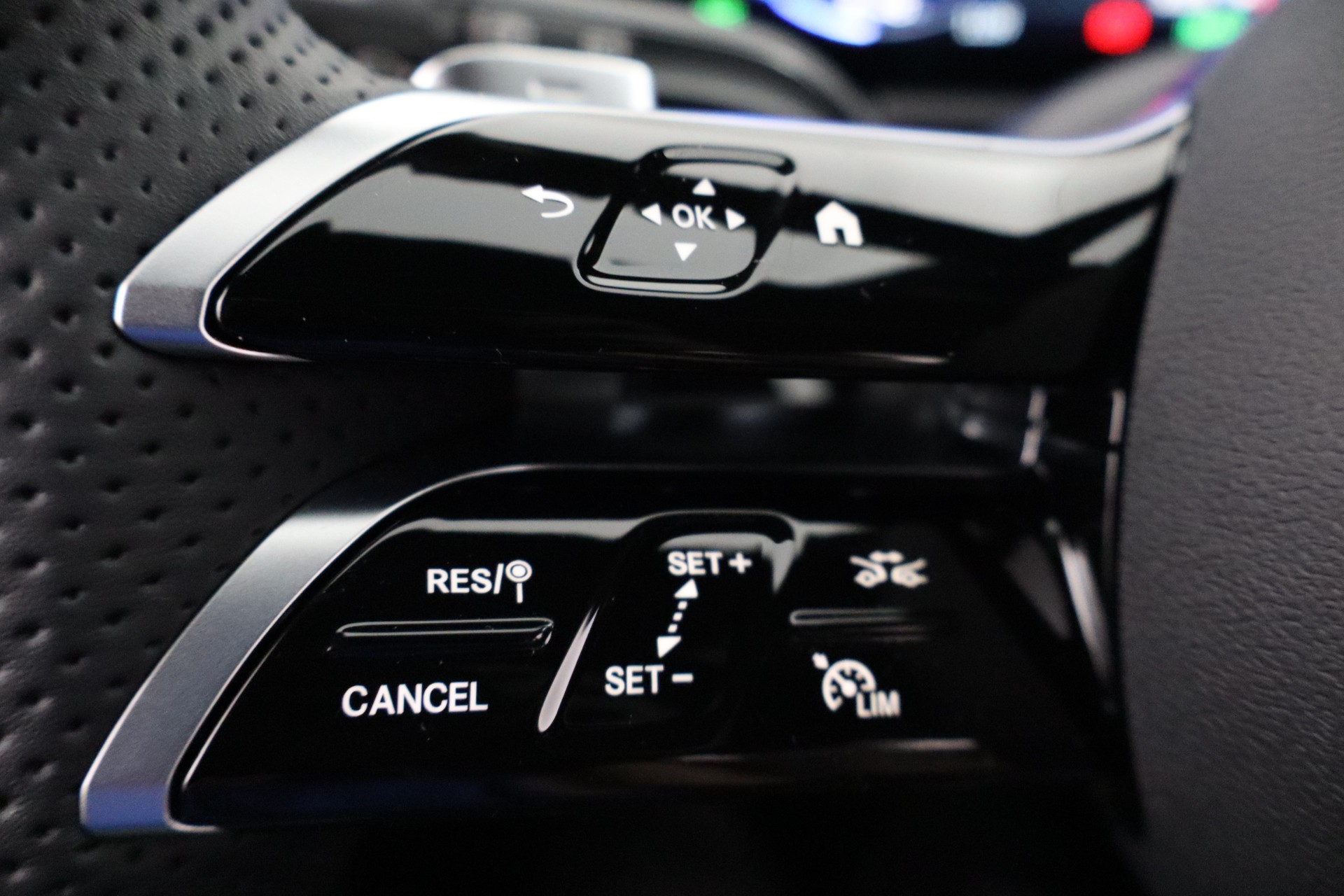 Mercedes-Benz EQA 2025