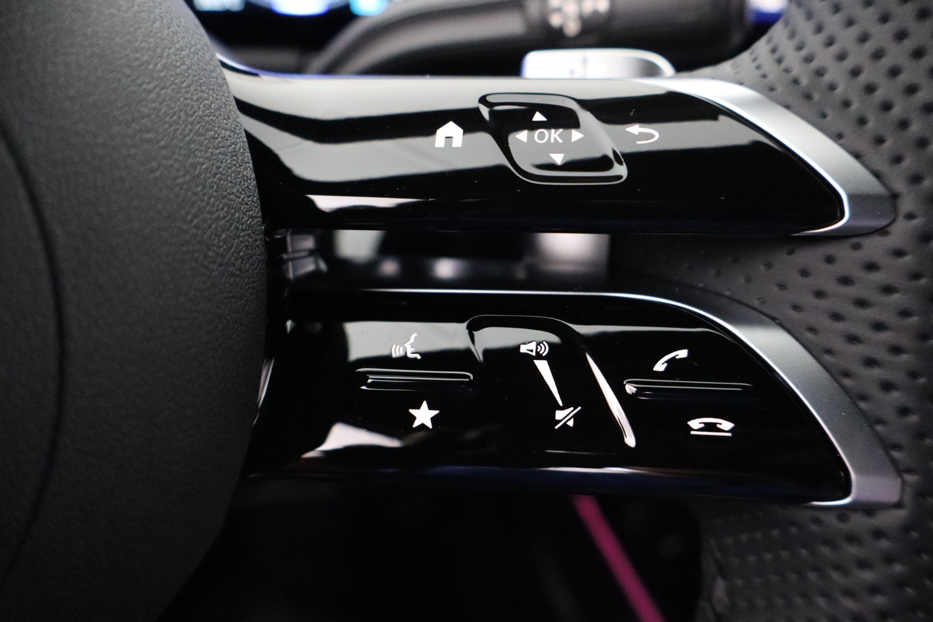 Mercedes-Benz EQA 2025