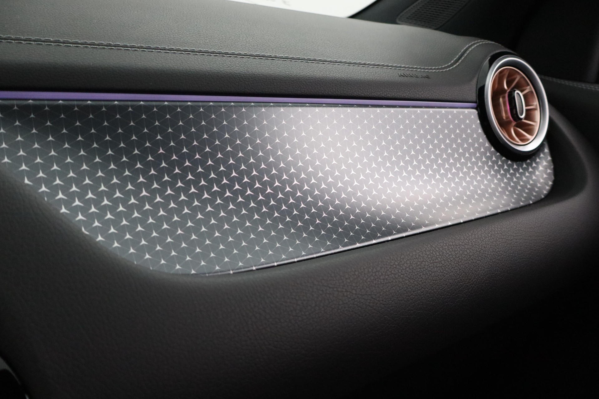 Mercedes-Benz EQA 2025