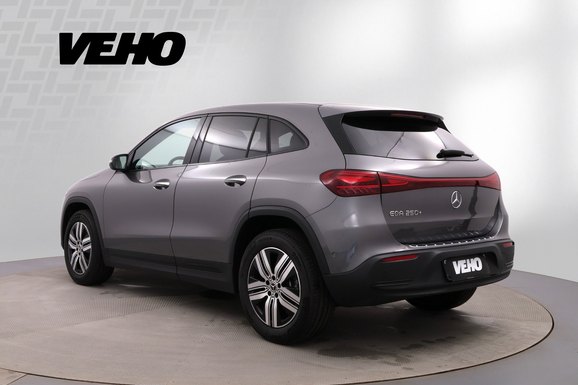 Mercedes-Benz EQA 2025