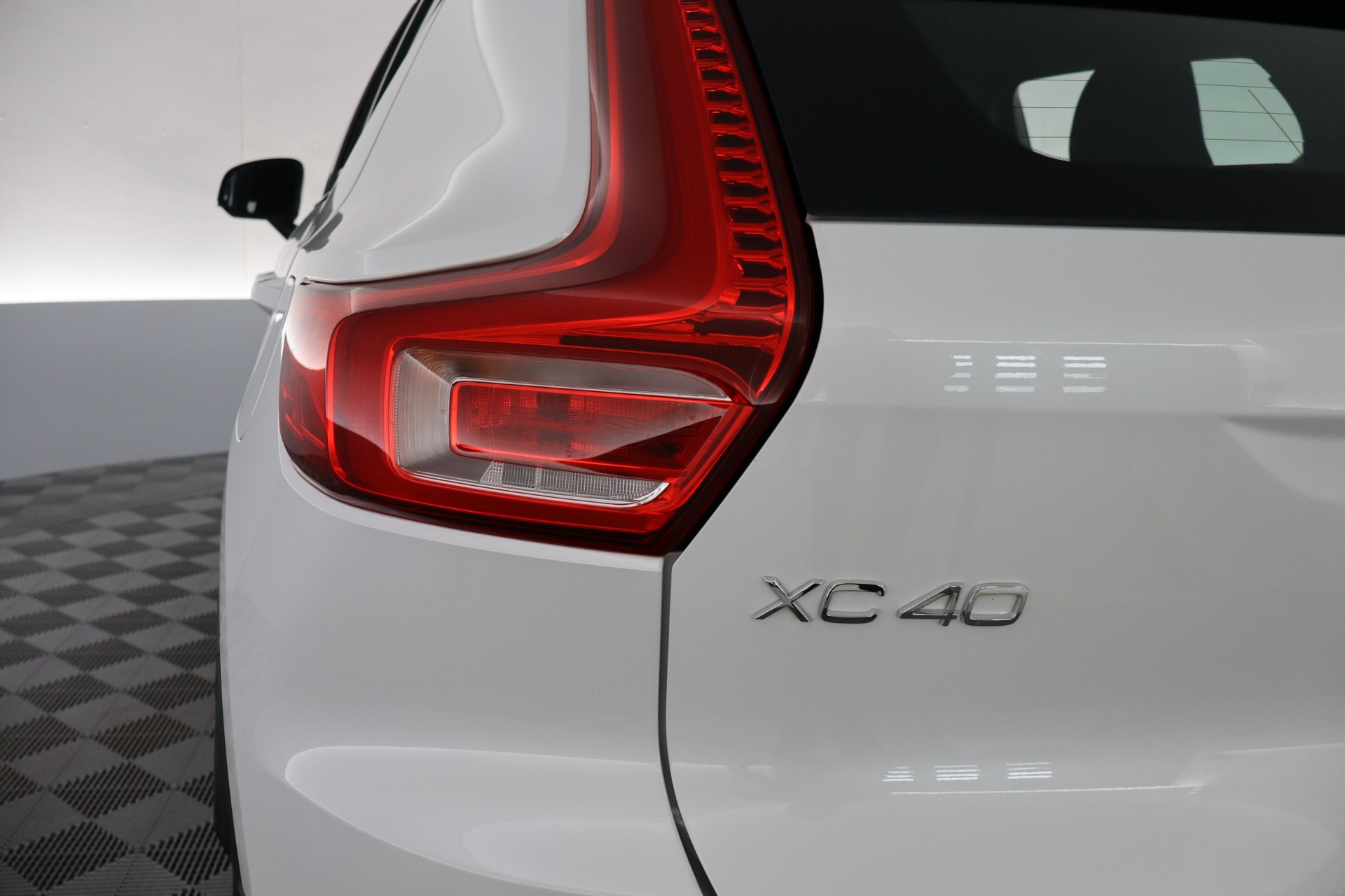VOLVO XC40 2022